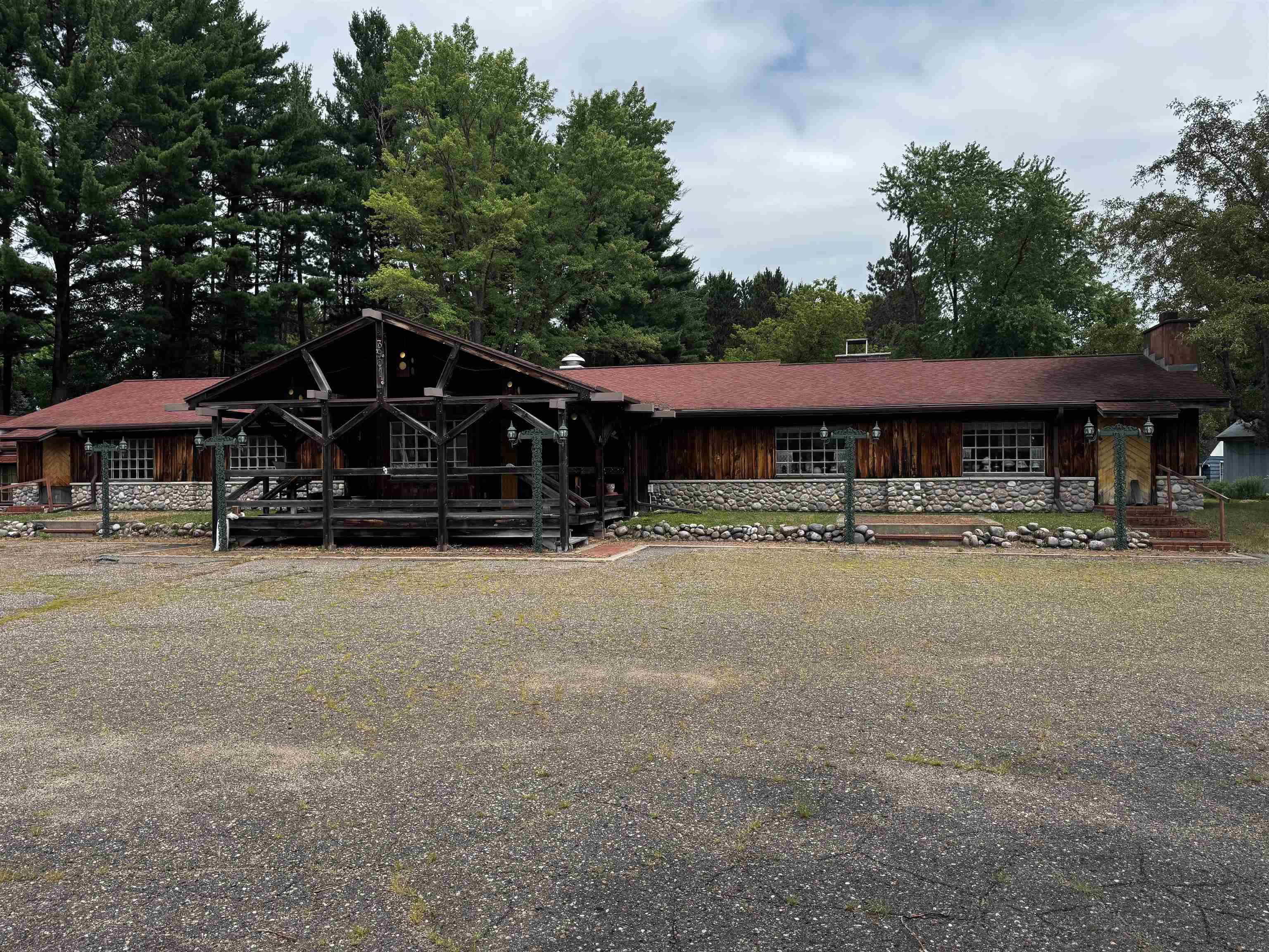 3901 N 6TH STREET Property Photo 1