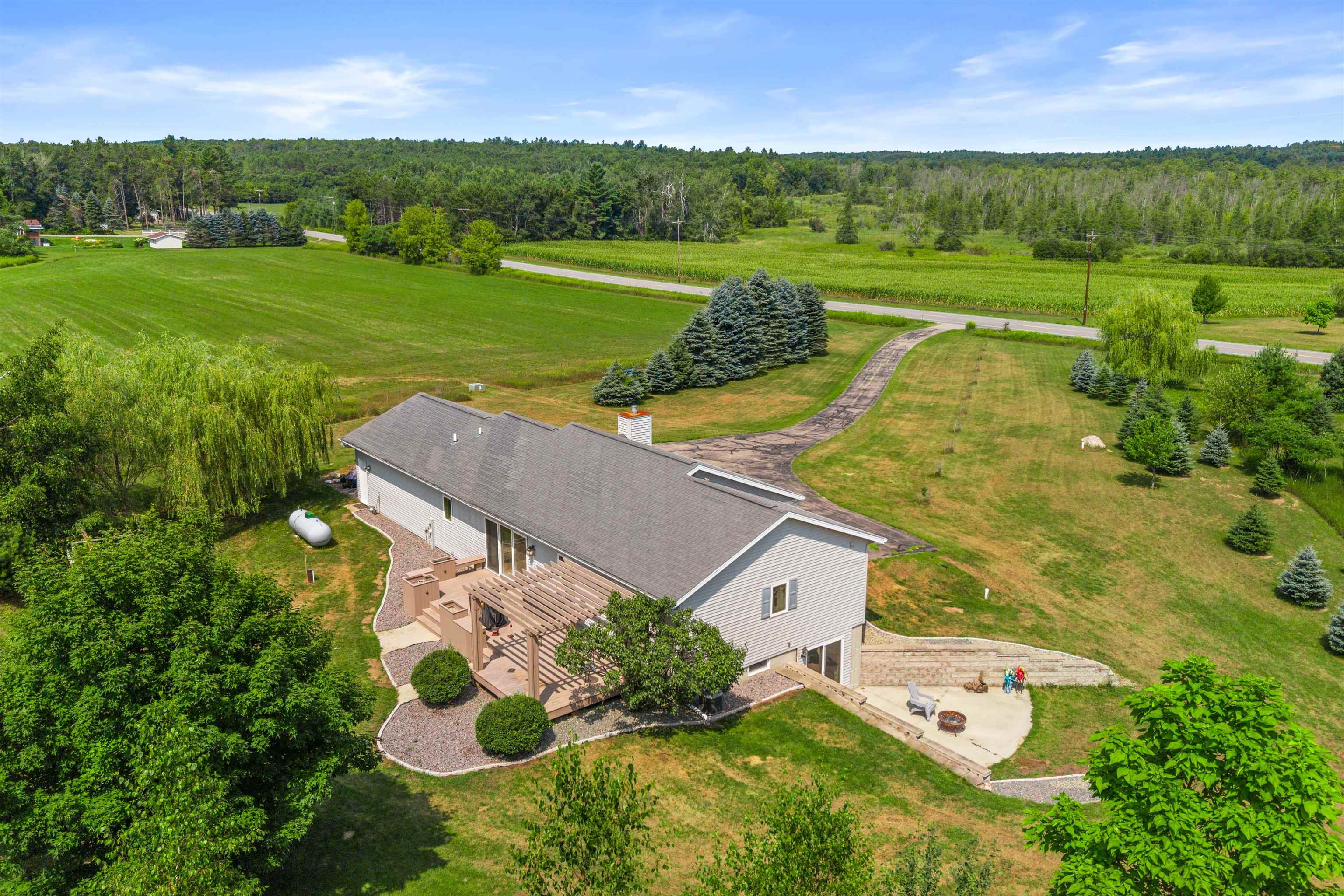 8055 County Road Z Property Photo 2