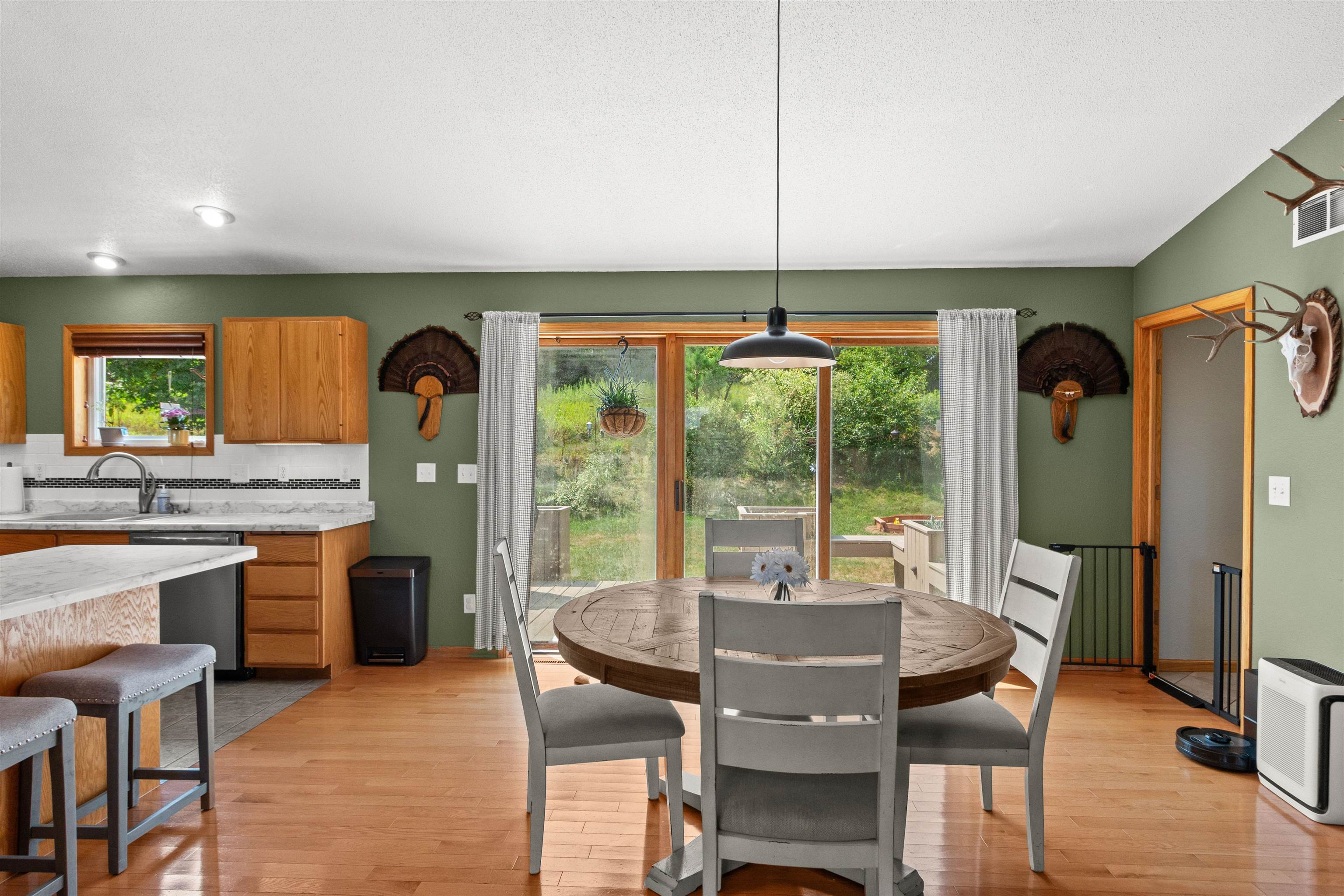 8055 County Road Z Property Photo 14