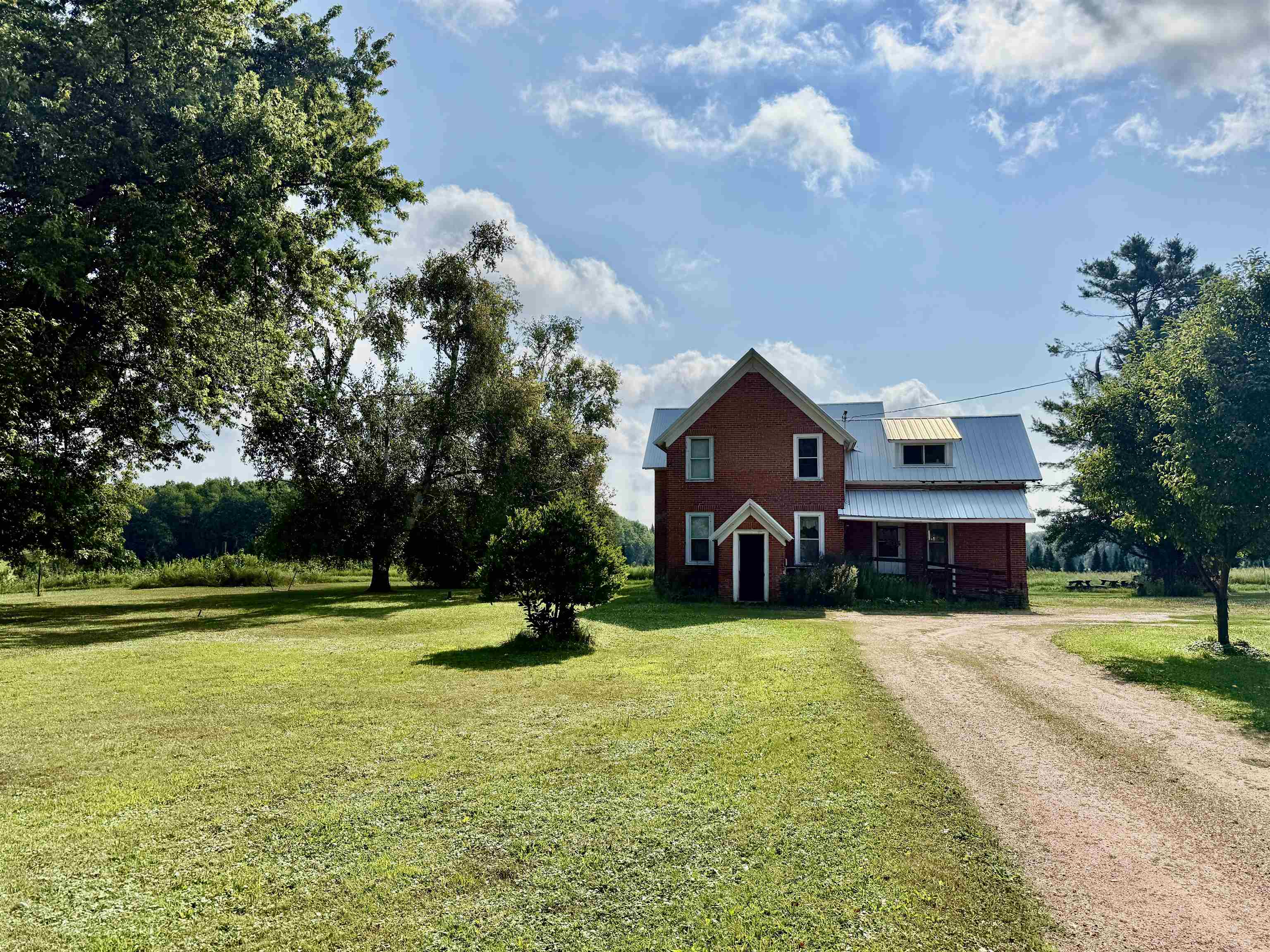 N6454 Robin Road Property Photo 3