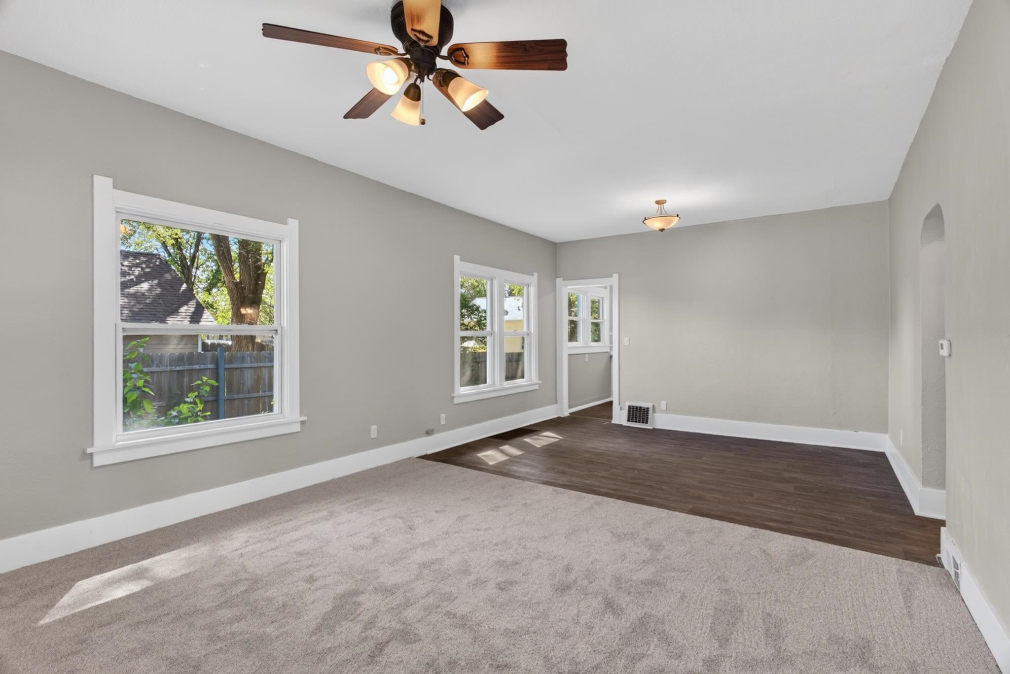 710 Lee Street Property Photo 6