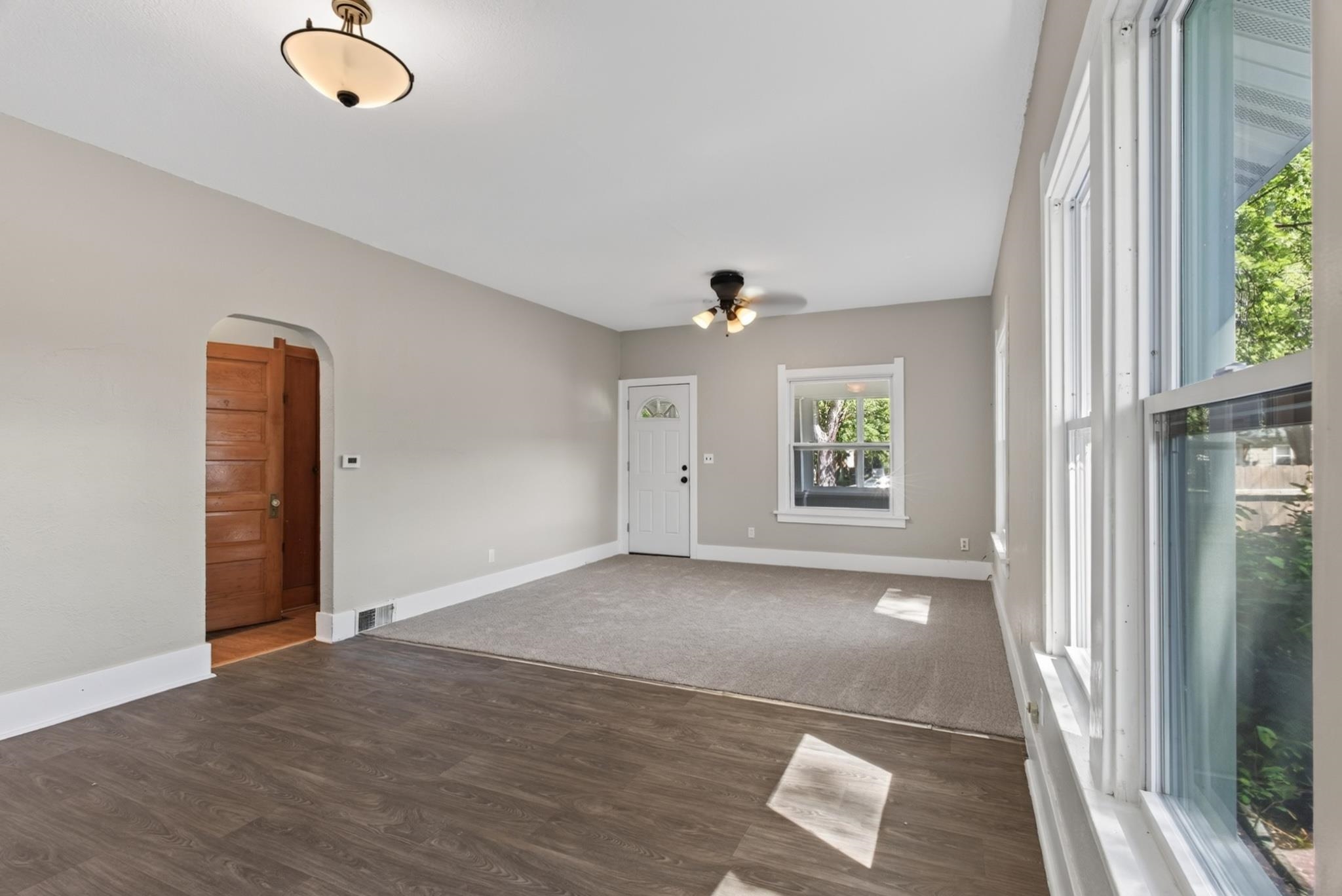 710 Lee Street Property Photo 8