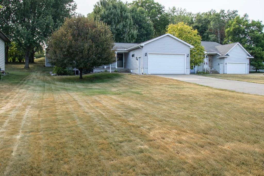 1606 Bos Creek Drive Property Photo 3