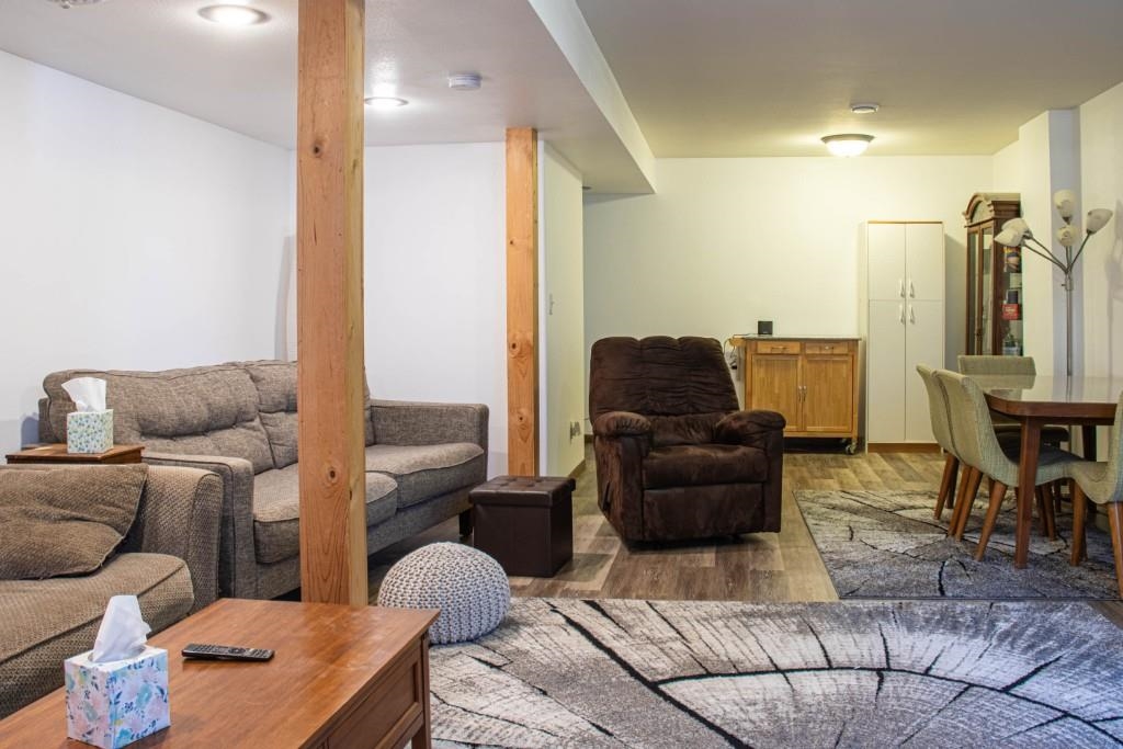 1606 Bos Creek Drive Property Photo 32