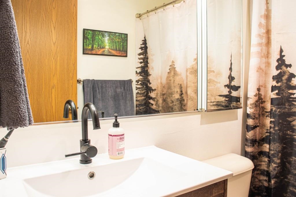 1606 Bos Creek Drive Property Photo 44