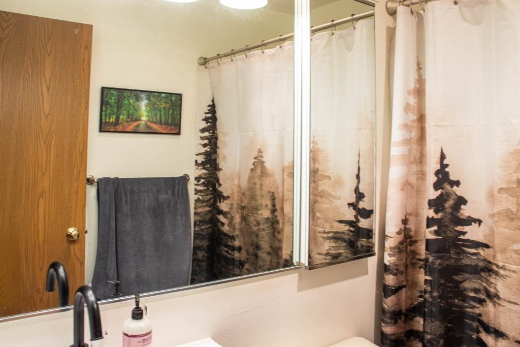 1606 Bos Creek Drive Property Photo 45