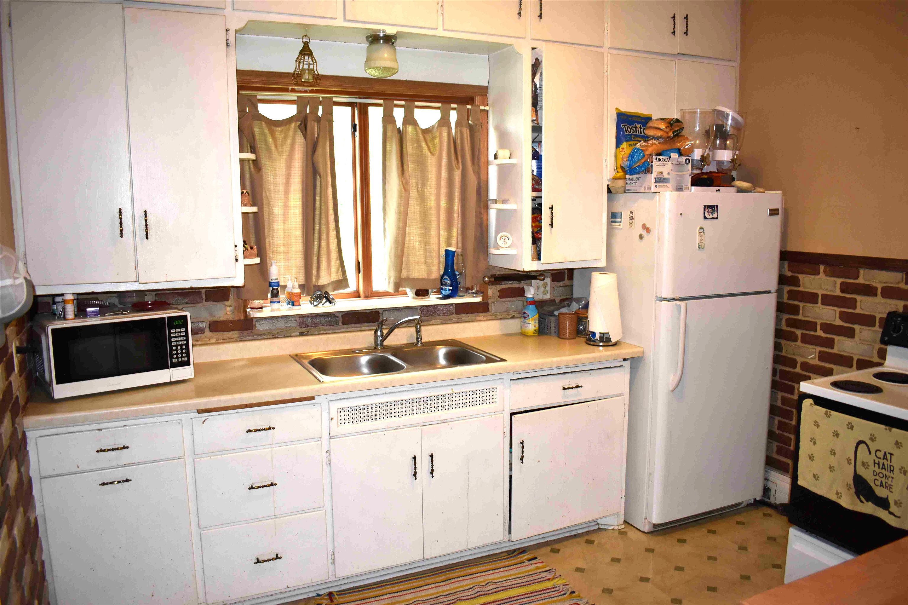 1964 Strongs Avenue Property Photo 9