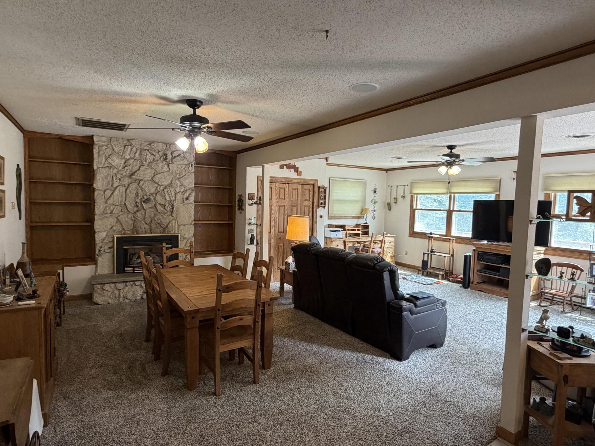 615 Omega Circle Property Photo 7
