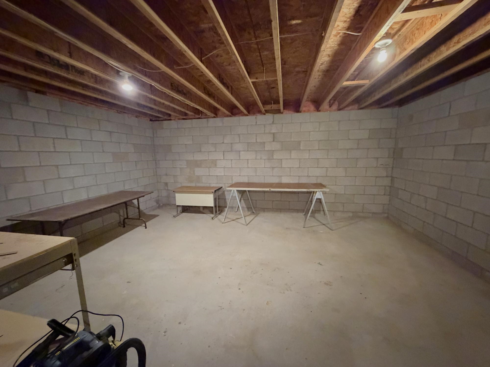 615 Omega Circle Property Photo 28