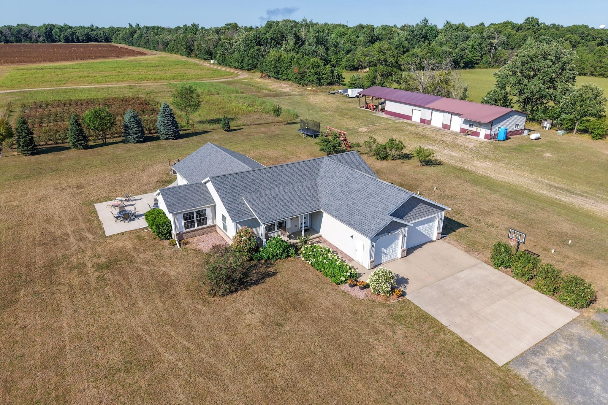 1792 County Road G Property Photo 1