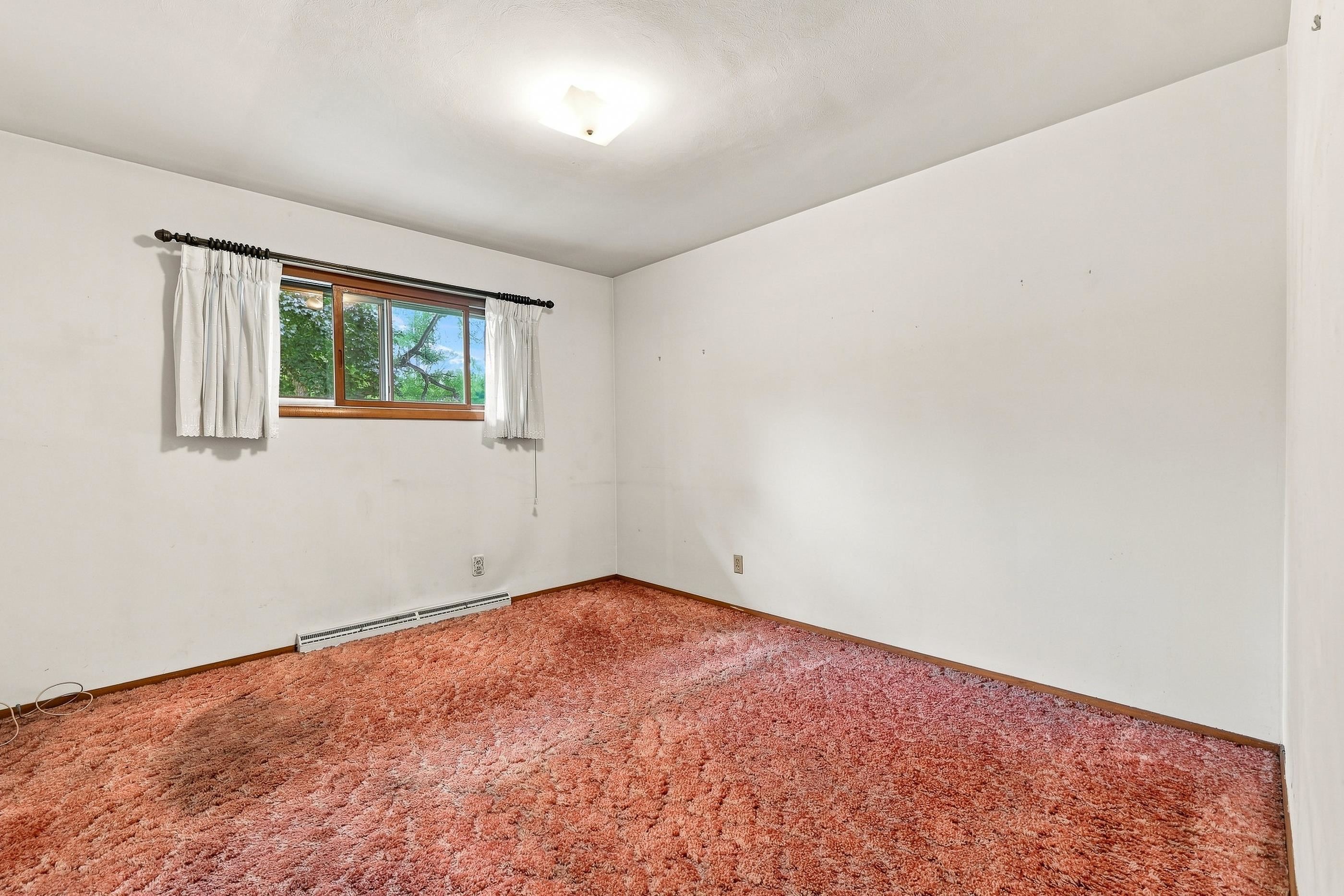 5568 County Road W Property Photo 24