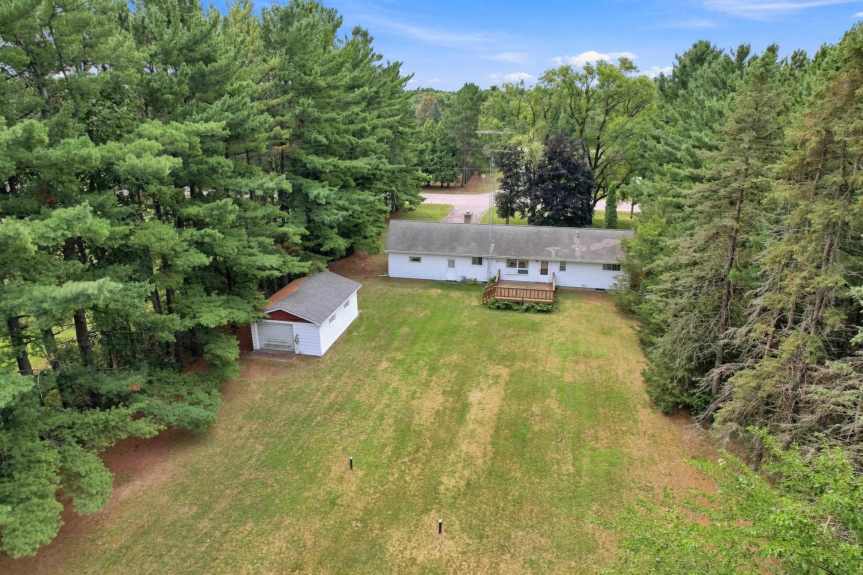 5568 County Road W Property Photo 35
