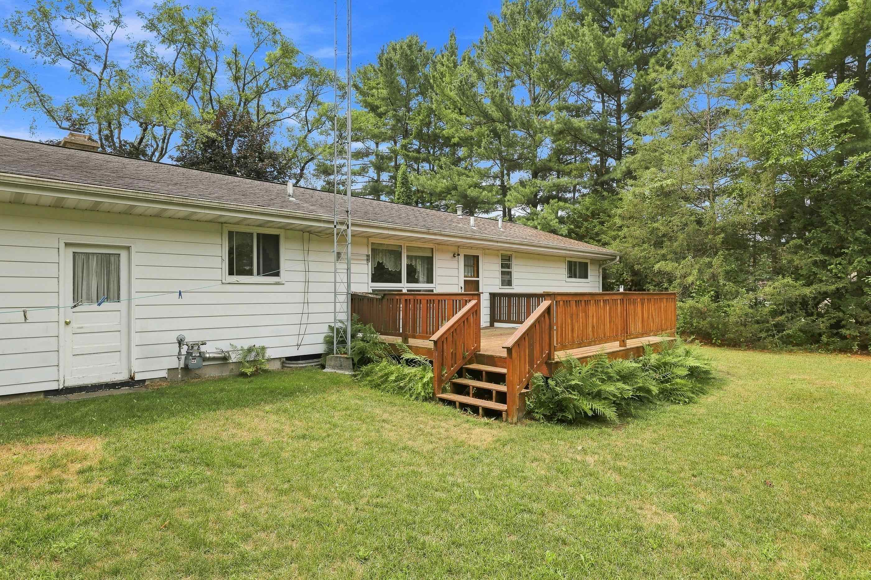 5568 County Road W Property Photo 36