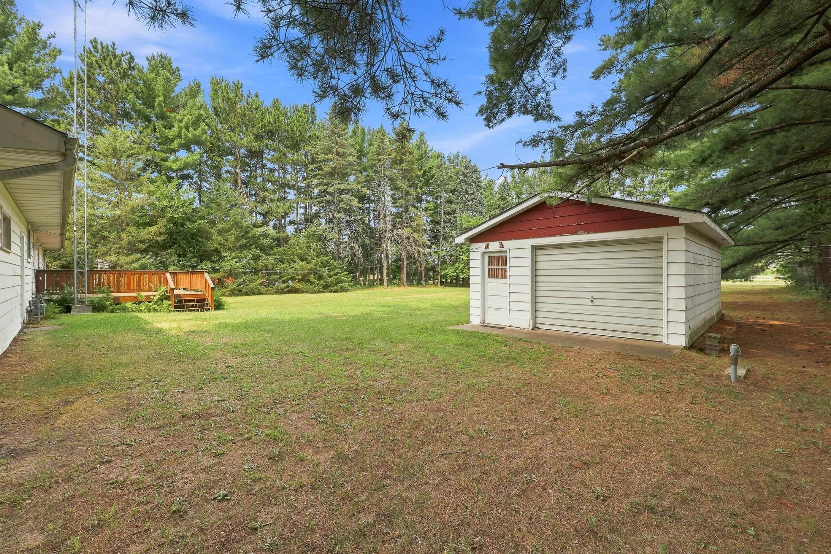 5568 County Road W Property Photo 38