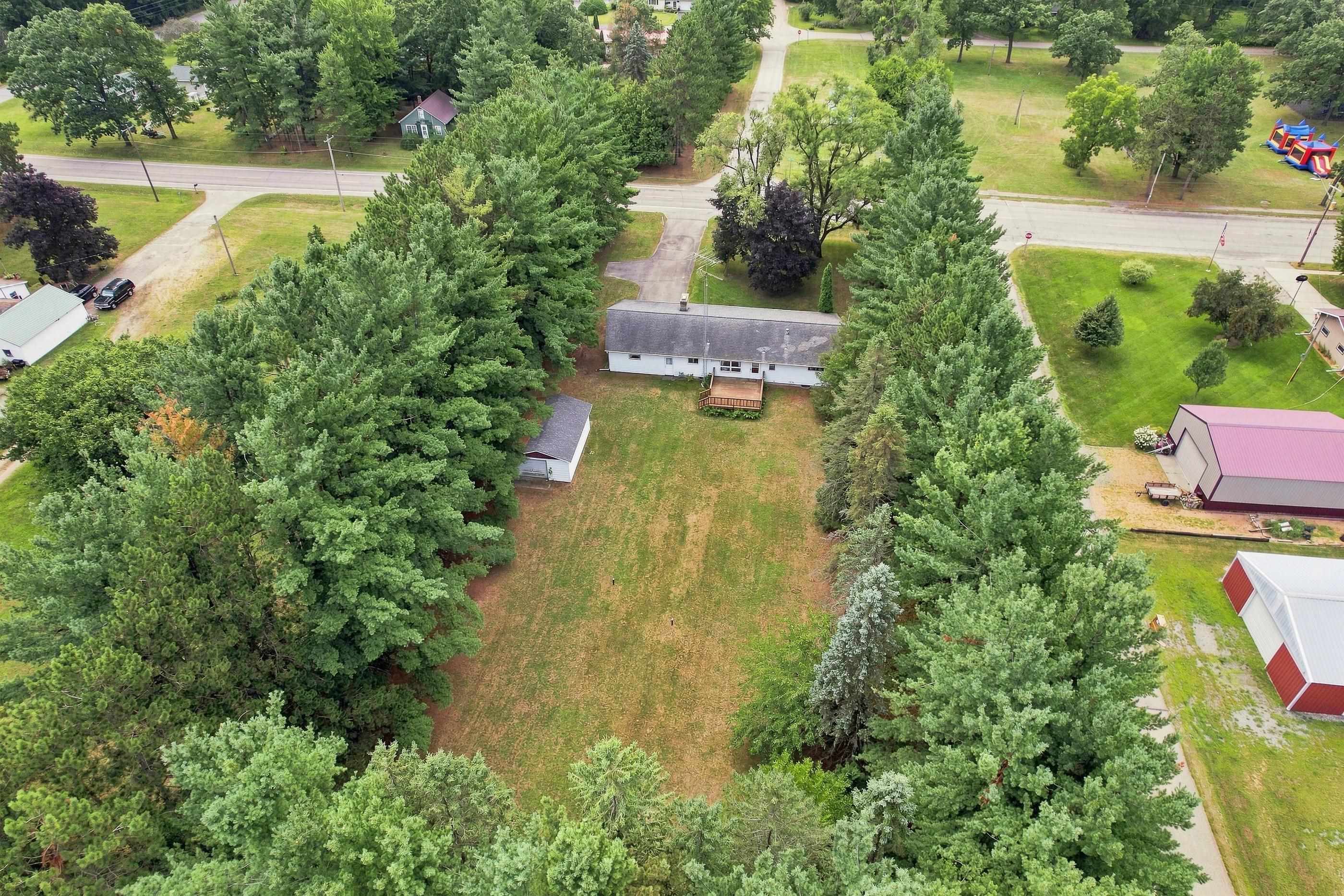 5568 County Road W Property Photo 42