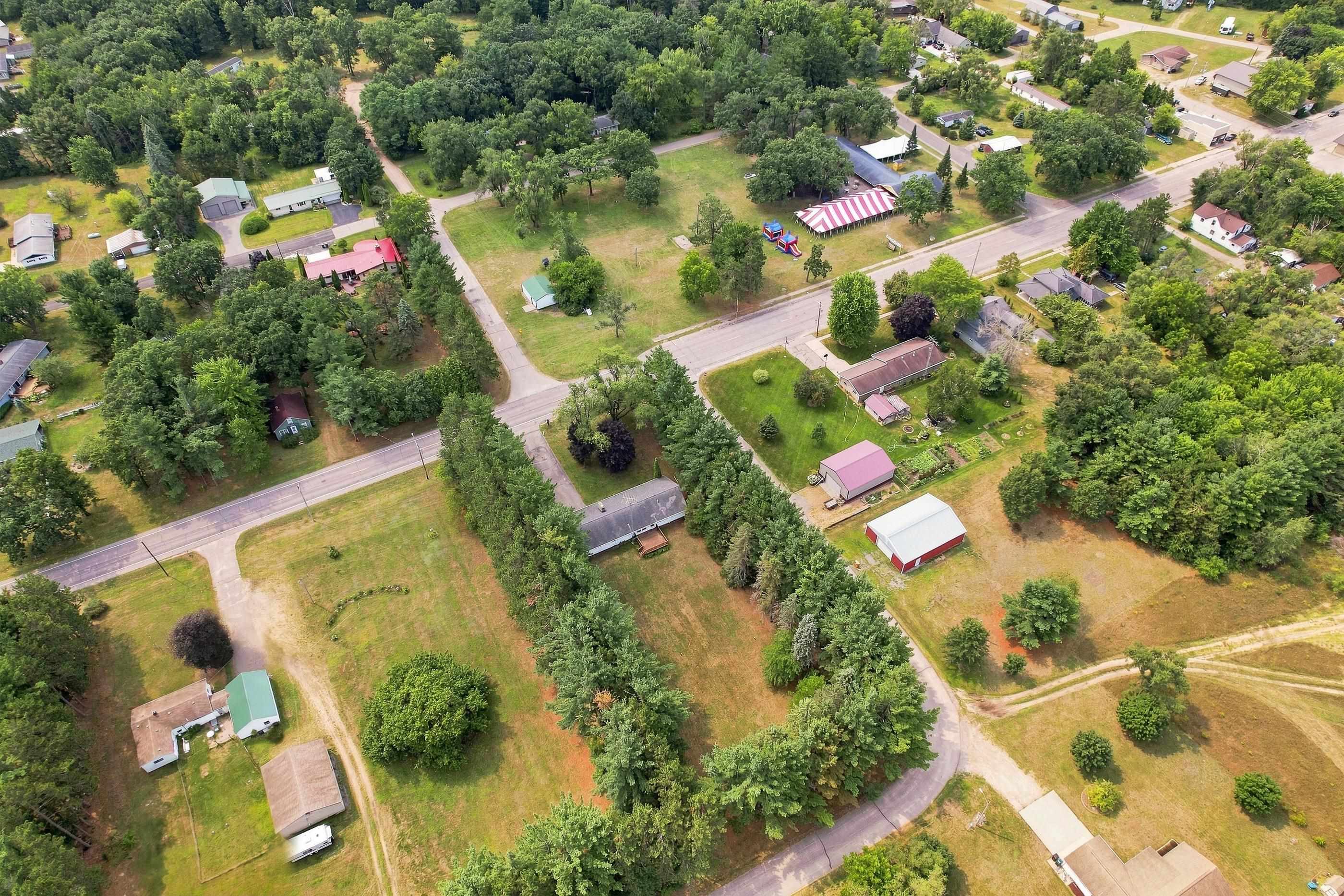 5568 County Road W Property Photo 44