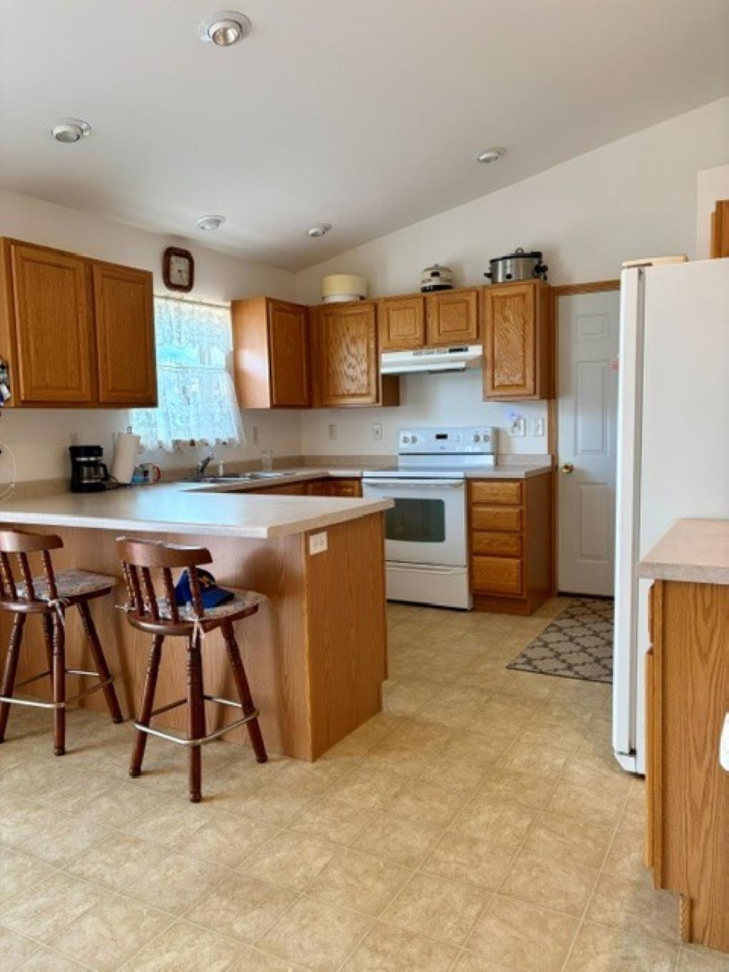 6109 Quentin Street Property Photo 4