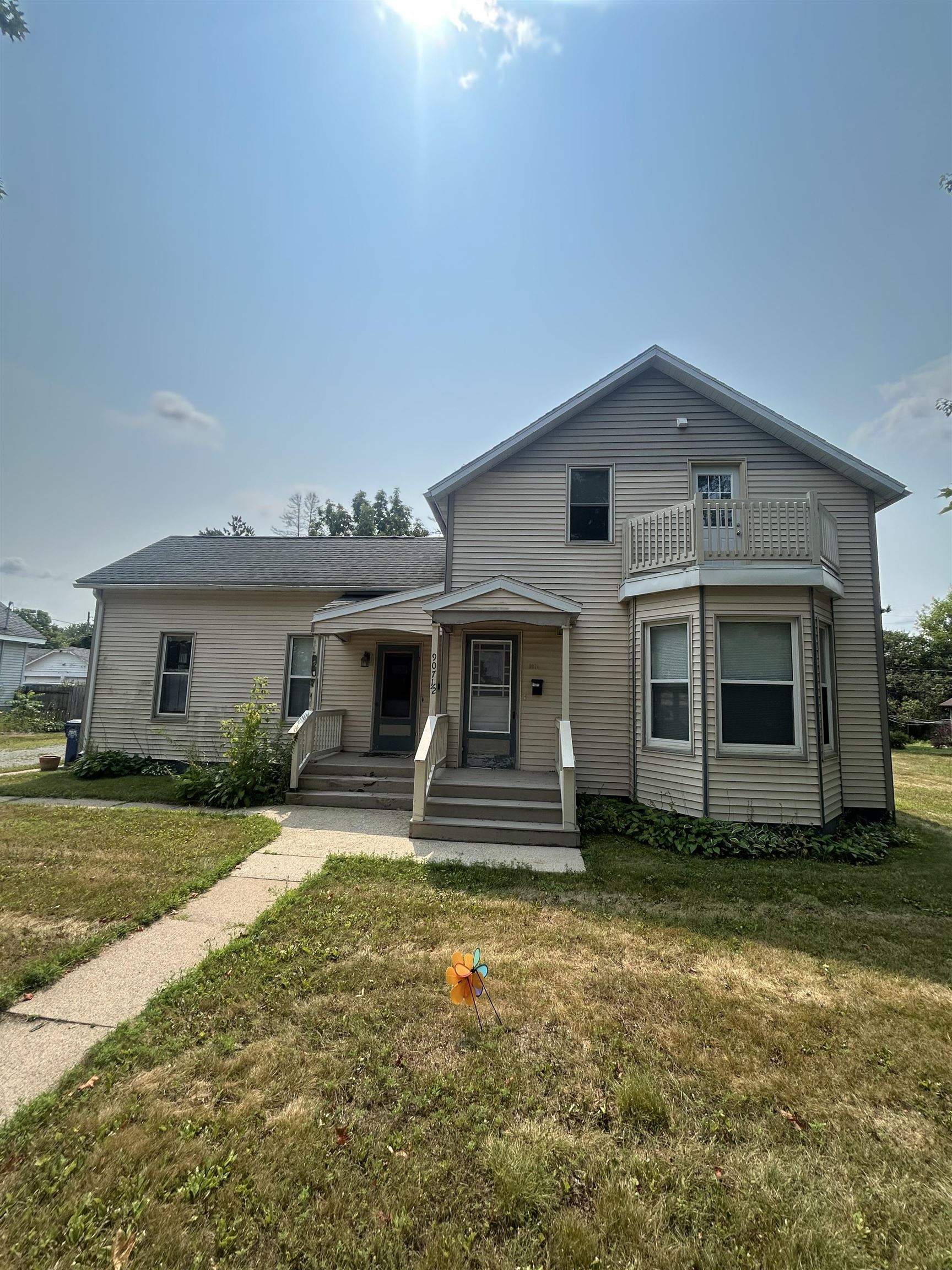 907 SINGLE AVENUE Property Photo 1