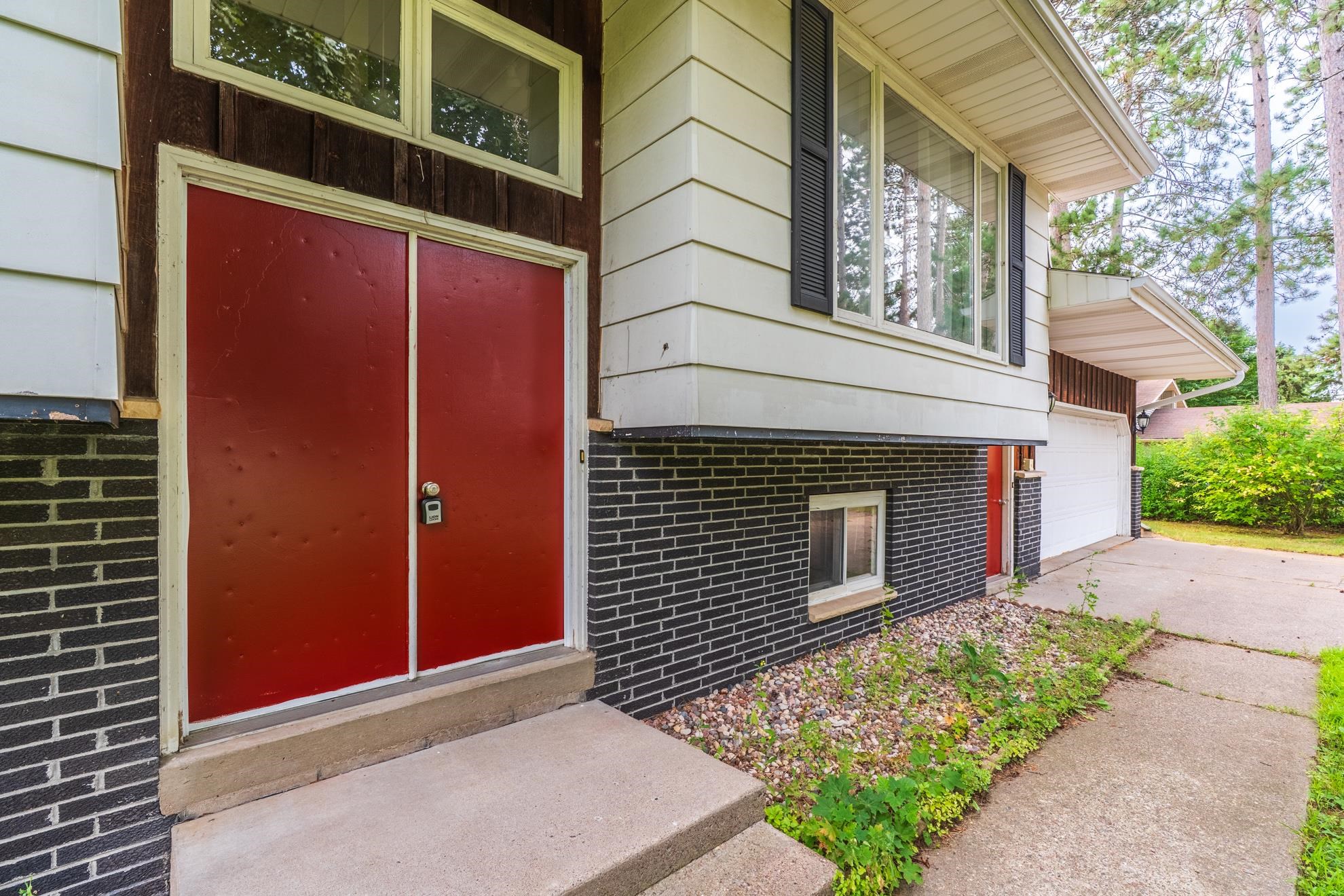 2124 Greenbud Road Property Photo 4