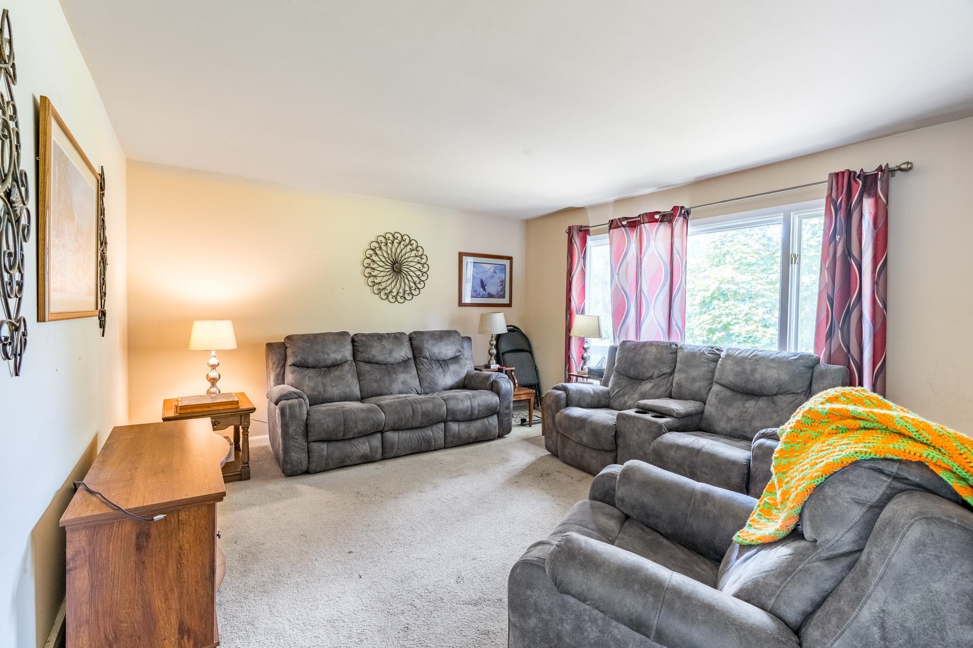 2124 Greenbud Road Property Photo 6
