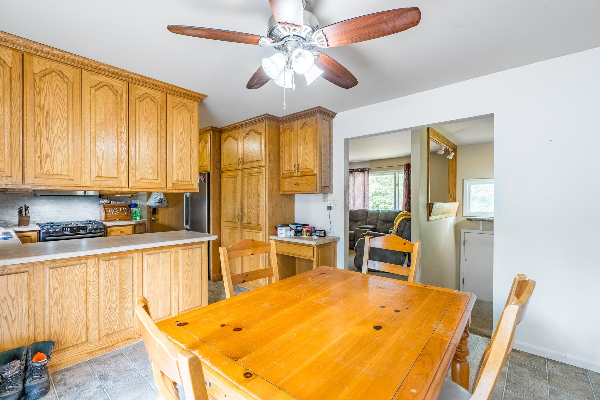 2124 Greenbud Road Property Photo 9