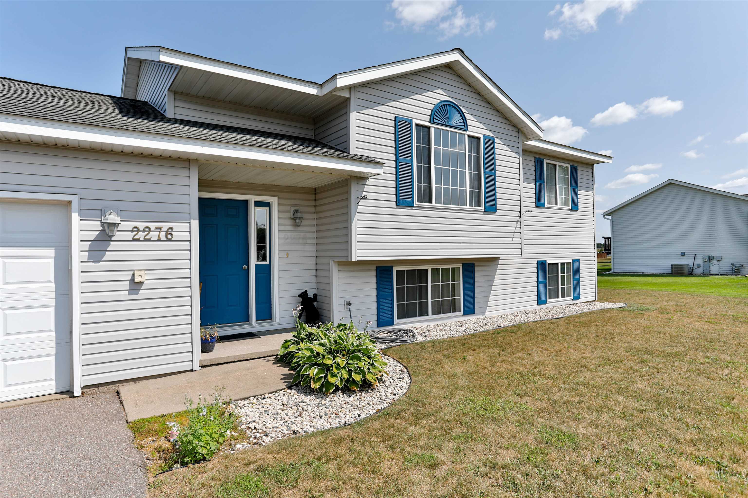 2276 Crystal View Drive Property Photo 8