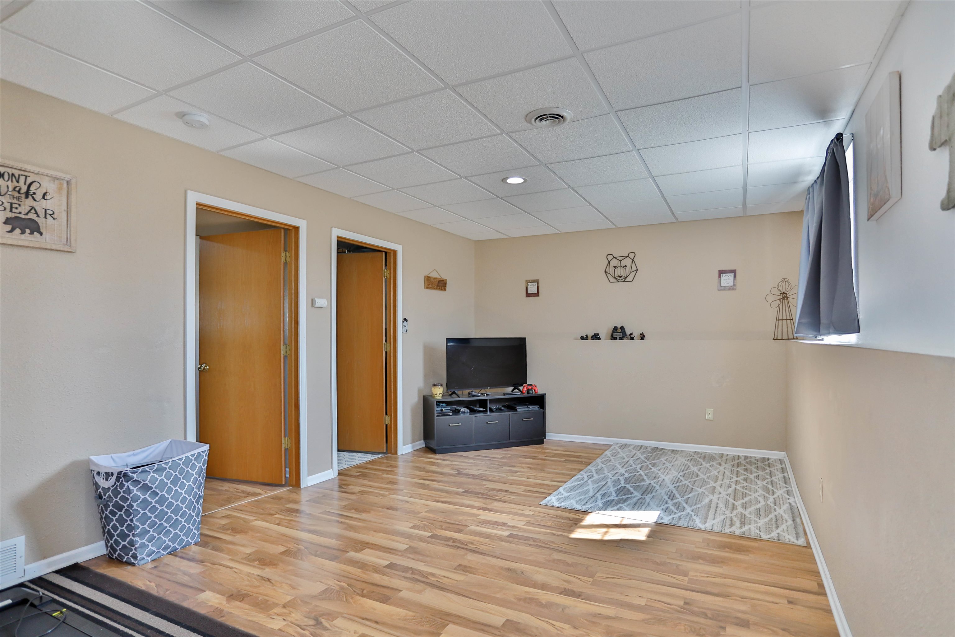 2276 Crystal View Drive Property Photo 28