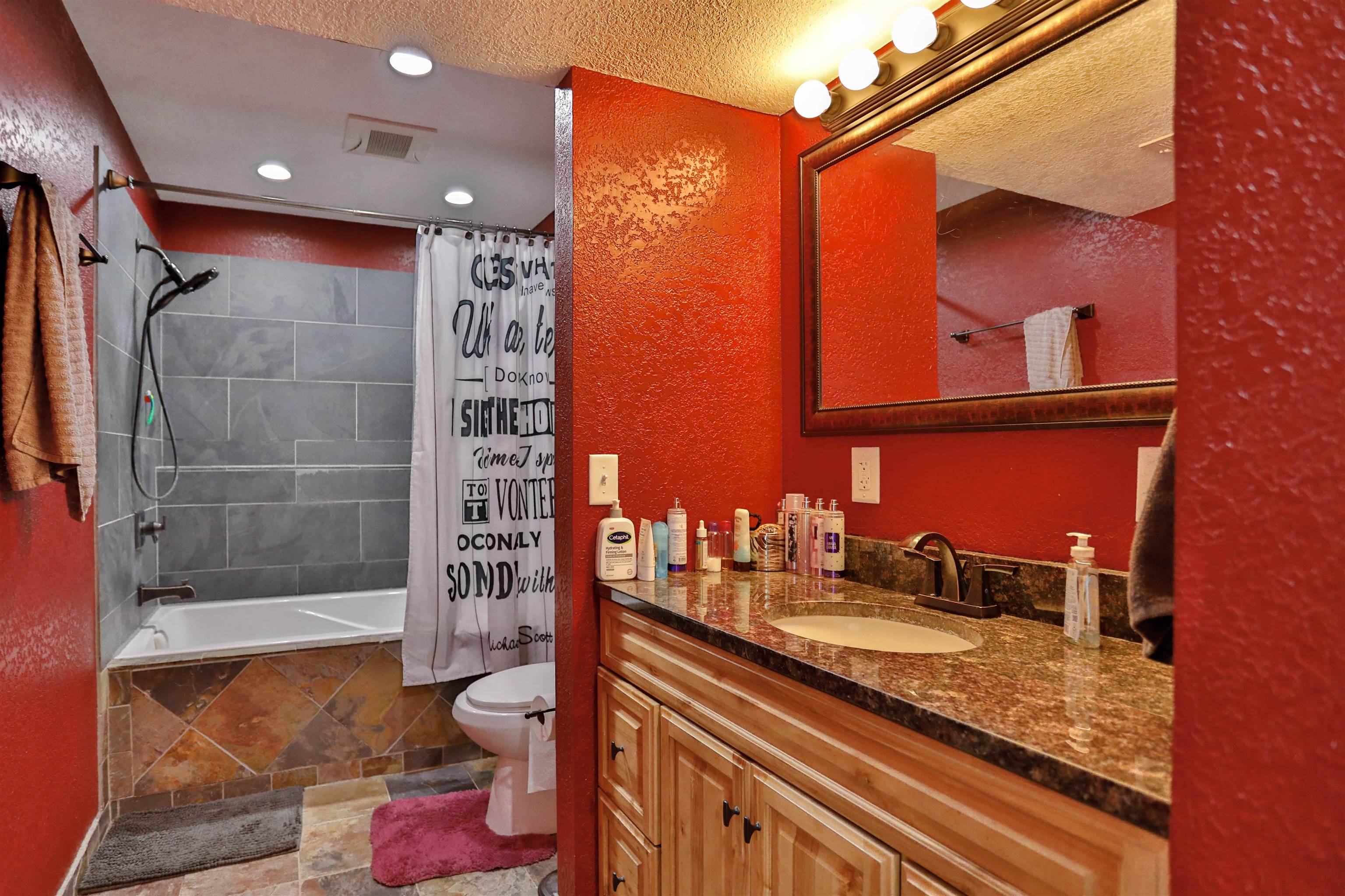 2276 Crystal View Drive Property Photo 33