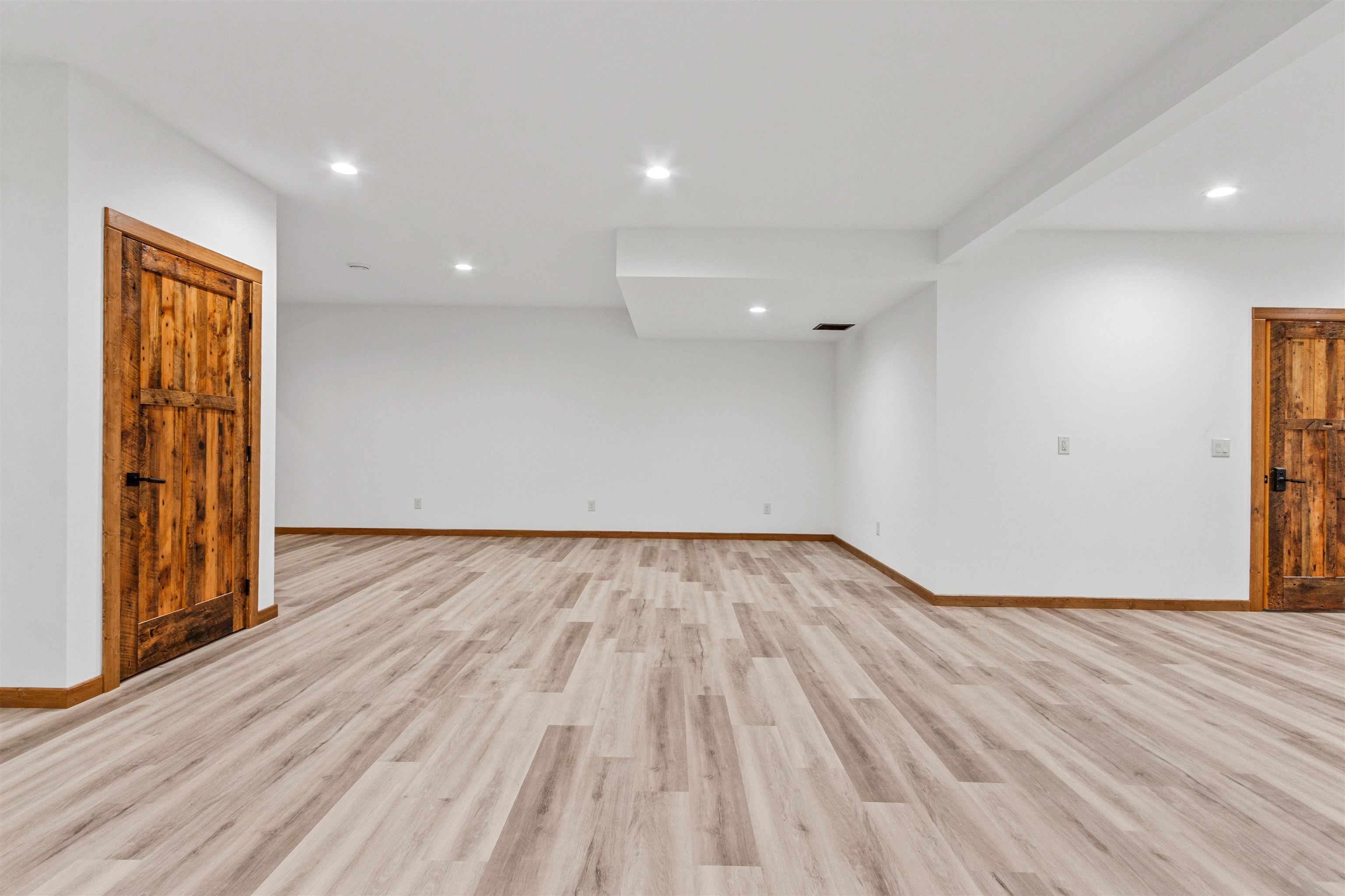 5030 Whitrock Avenue Property Photo 45