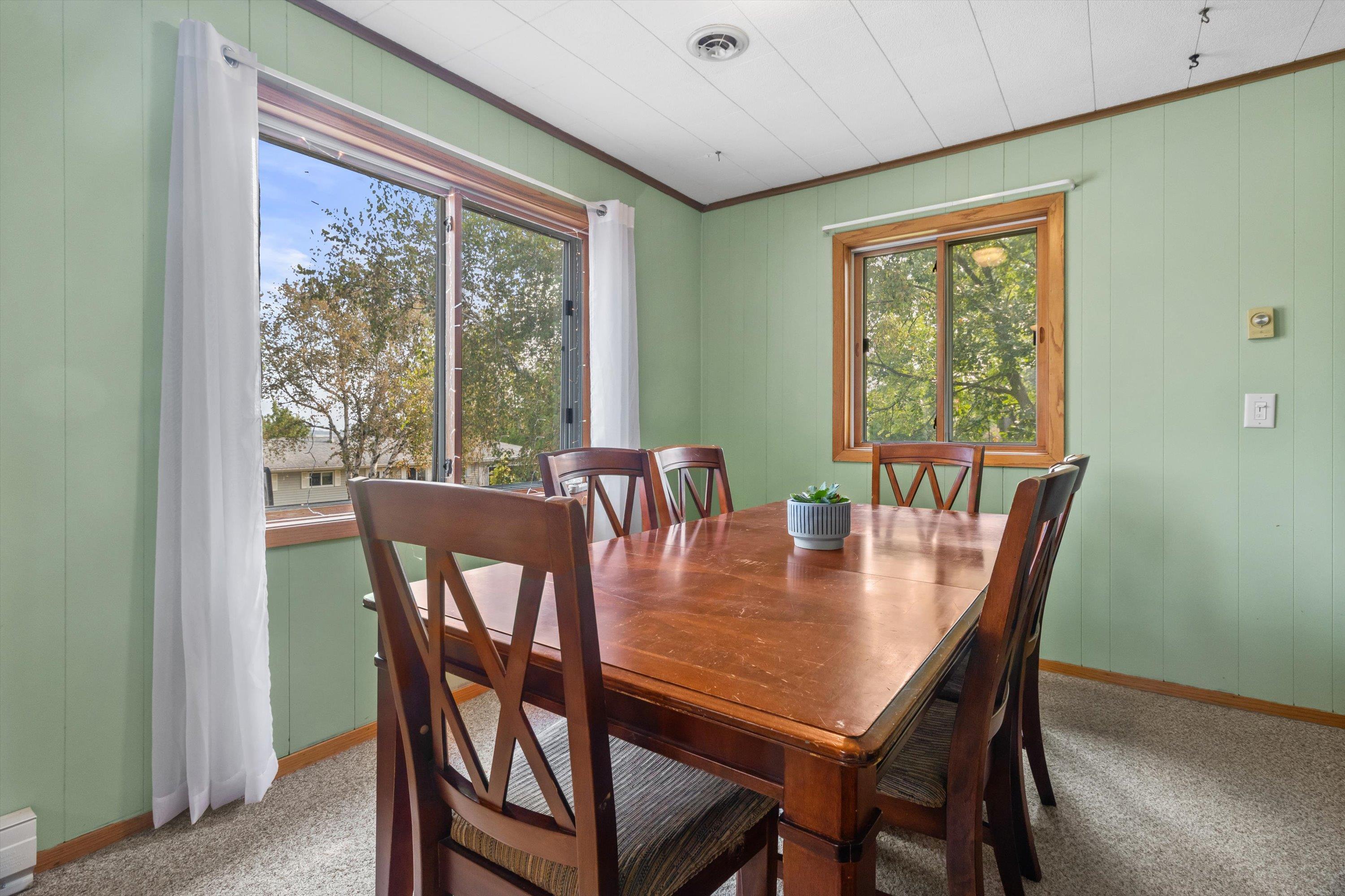 1011 Heindl Lane Property Photo 4