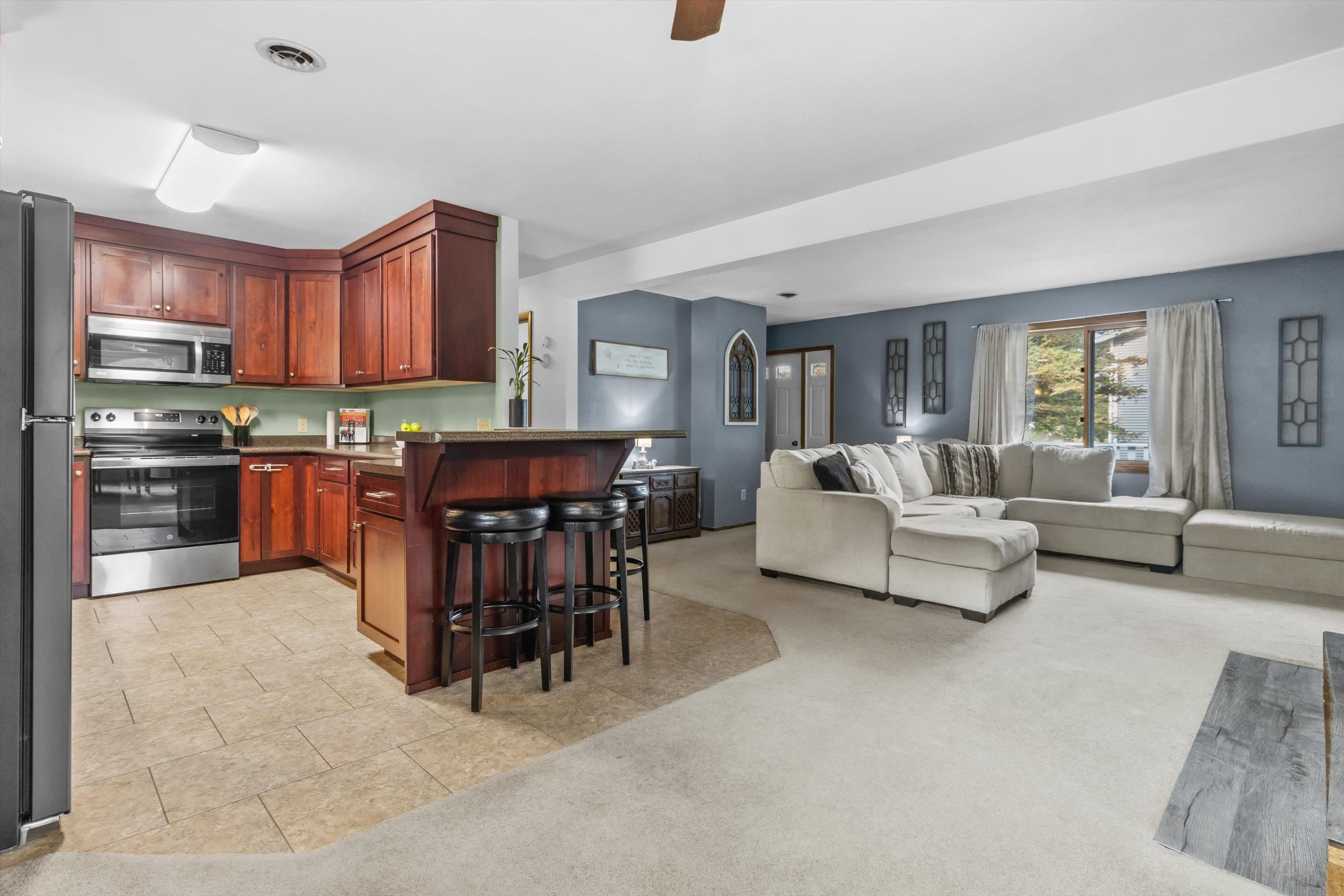 1011 Heindl Lane Property Photo 8