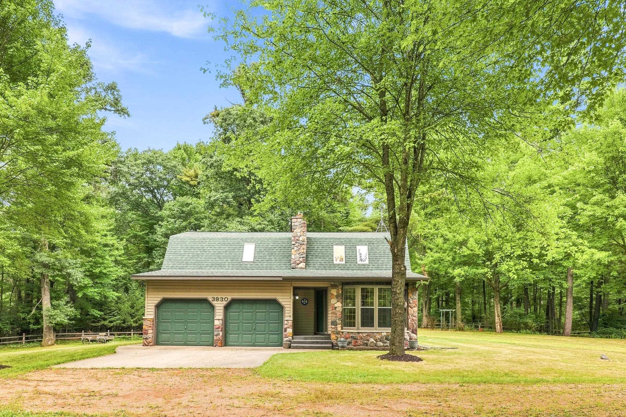 3930 County Road Y Property Photo 2