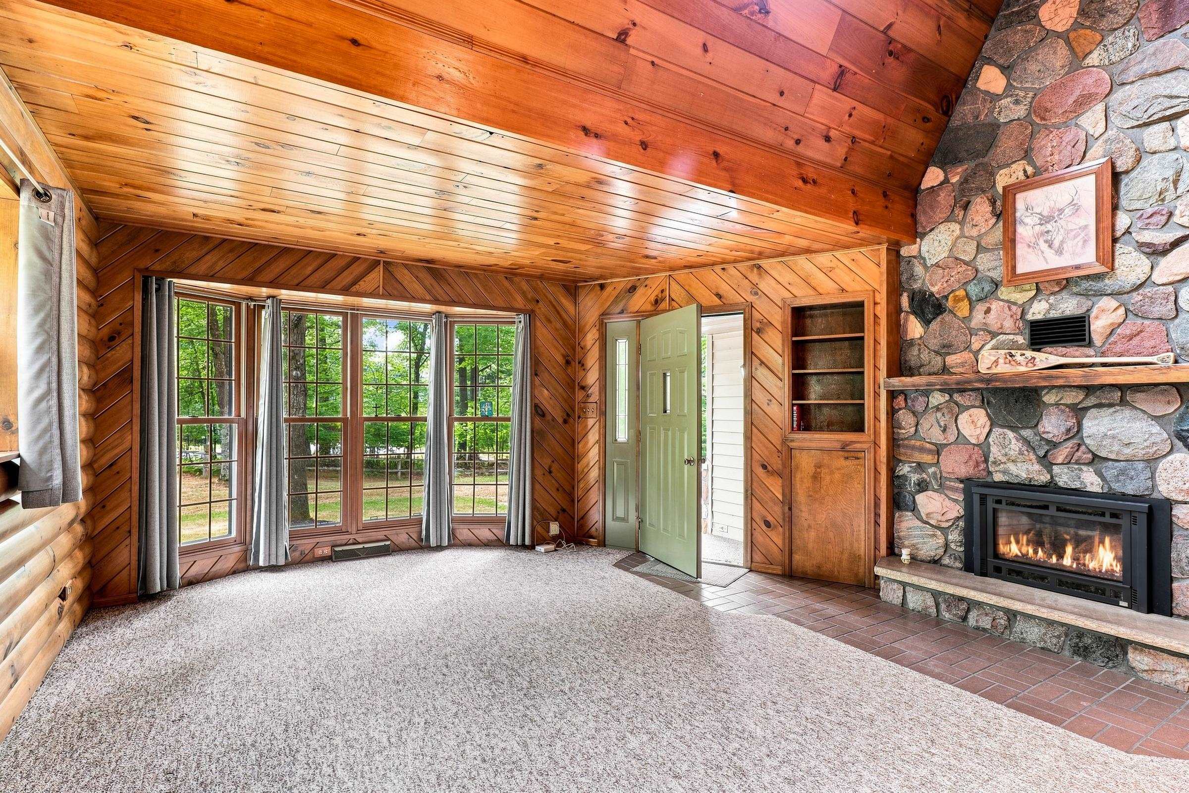 3930 County Road Y Property Photo 6