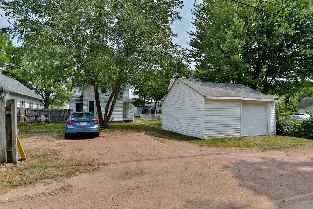 918 S 4th Avenue Property Photo 4