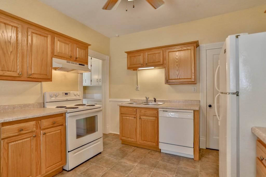 918 S 4th Avenue Property Photo 10