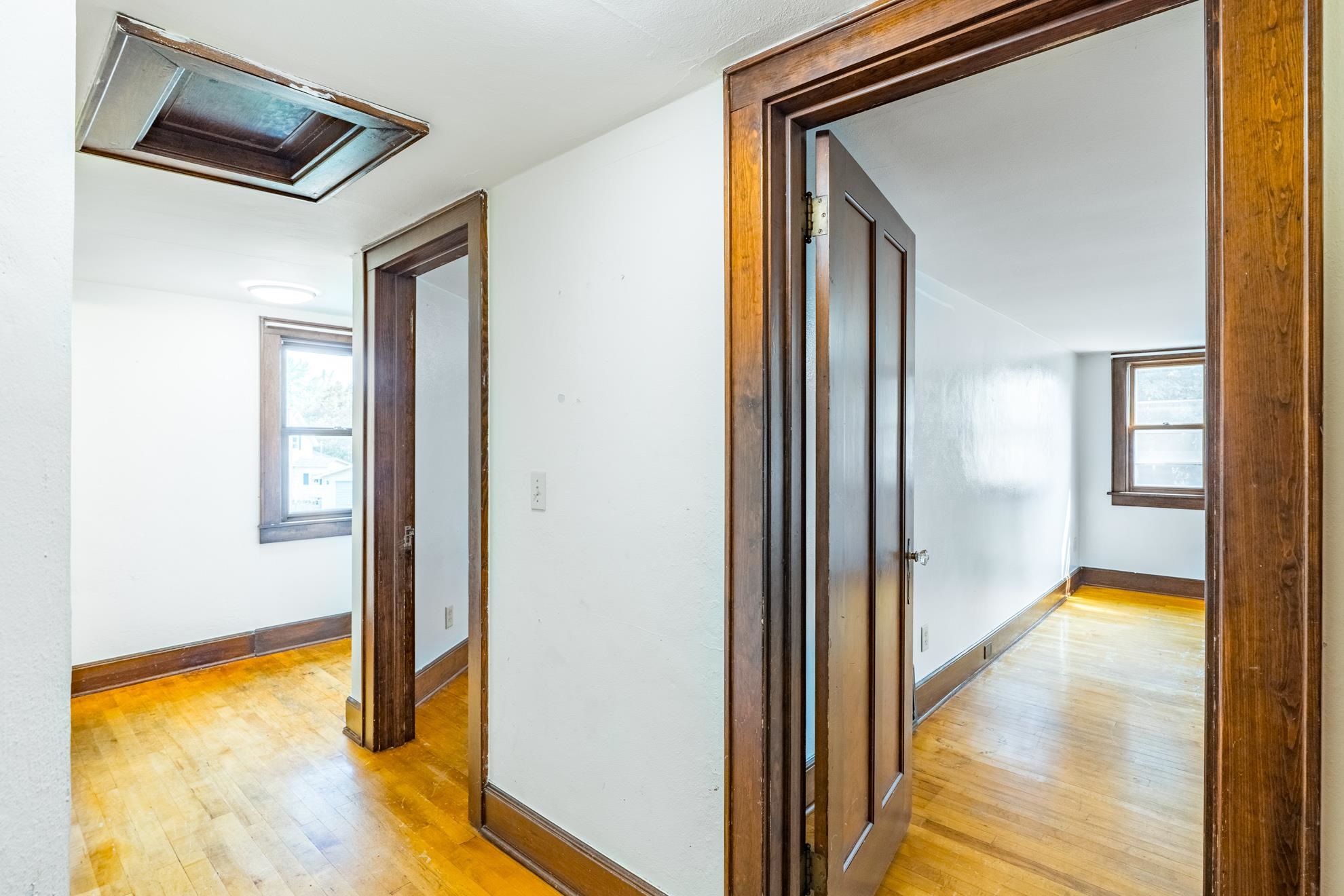 813 Western Avenue Property Photo 32