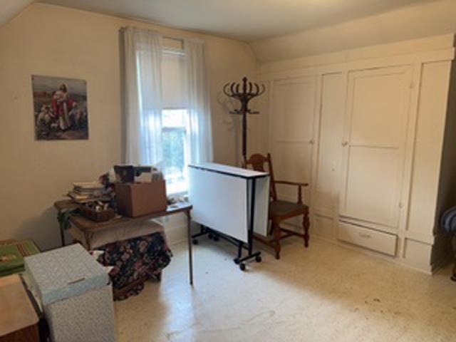 803 E Bridge Street Property Photo 11