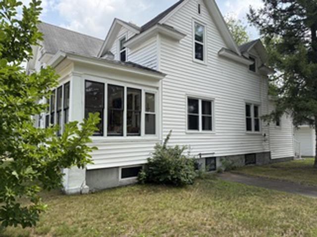 803 E Bridge Street Property Photo 19