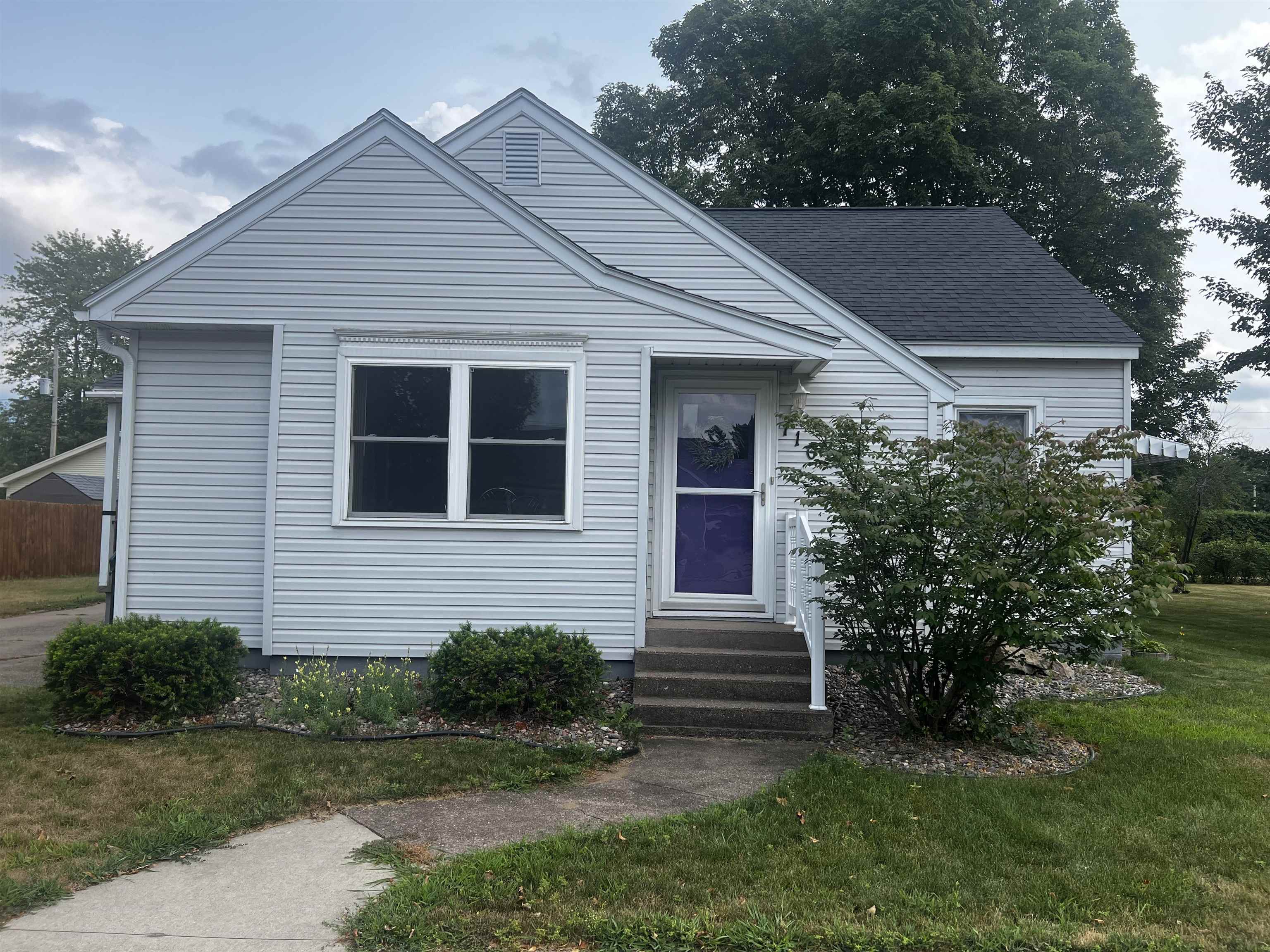 710 7TH STREET Property Photo 1