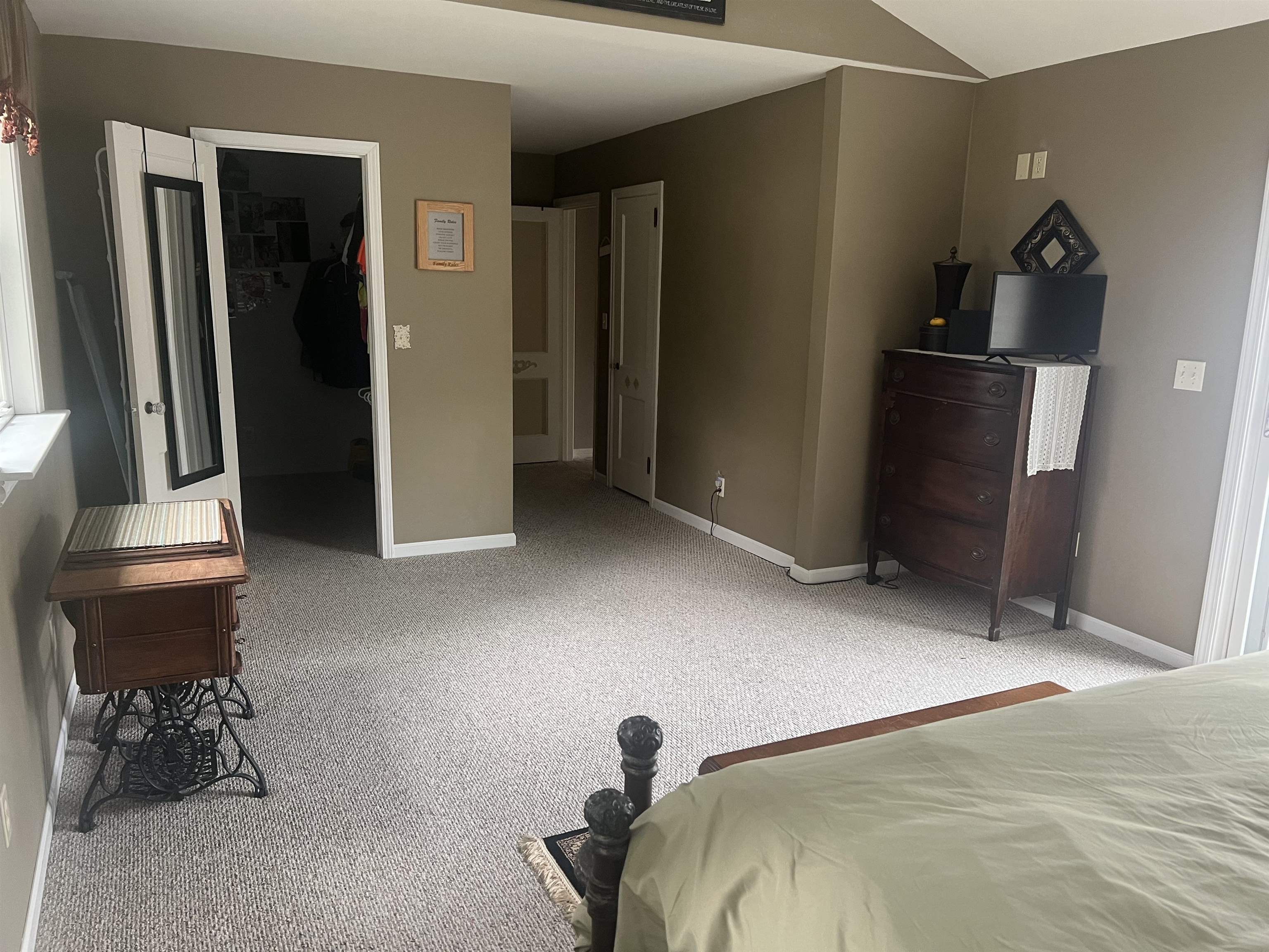 710 7th Street Property Photo 13