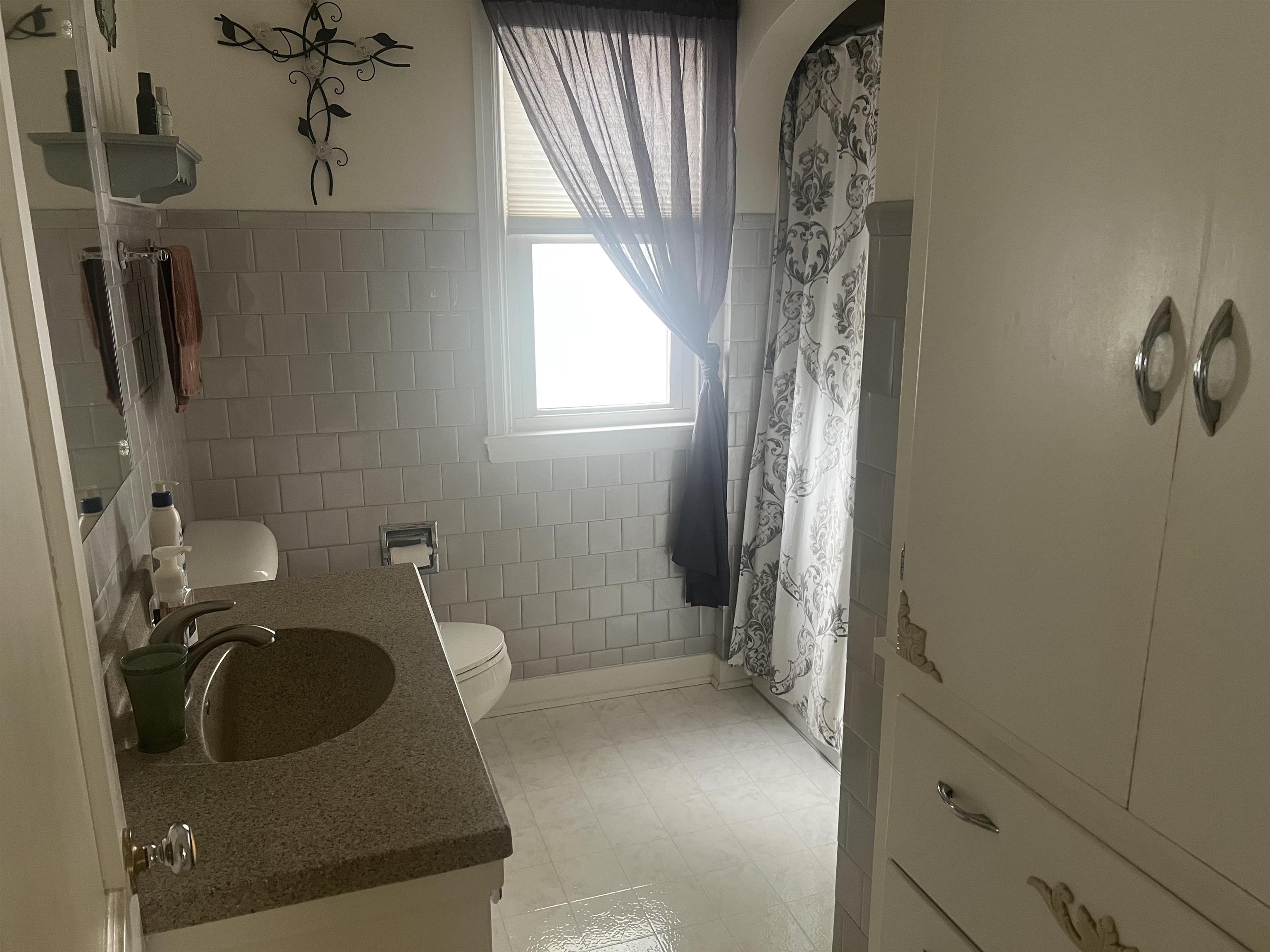 710 7th Street Property Photo 17