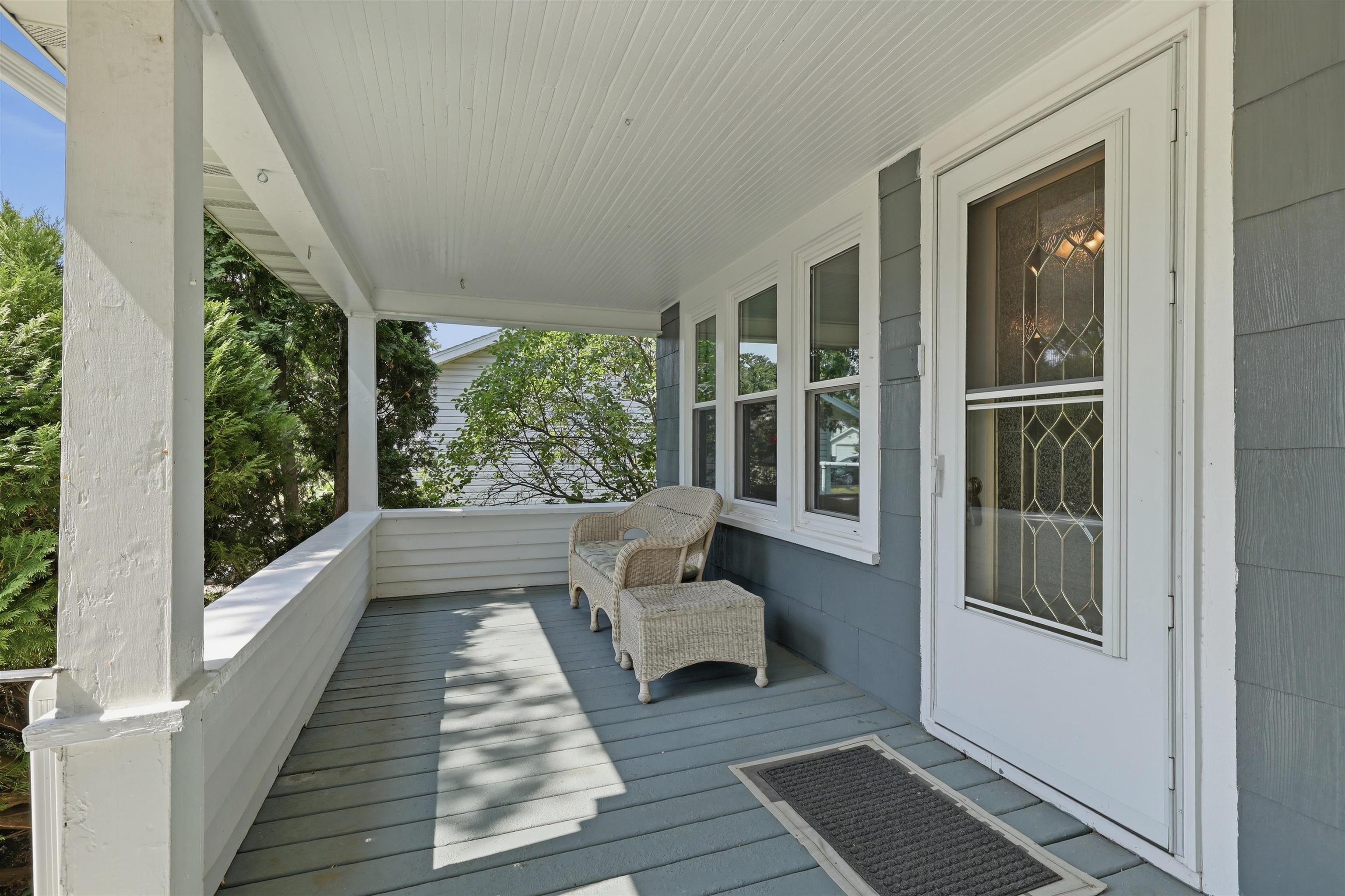 705 4th Street Property Photo 5