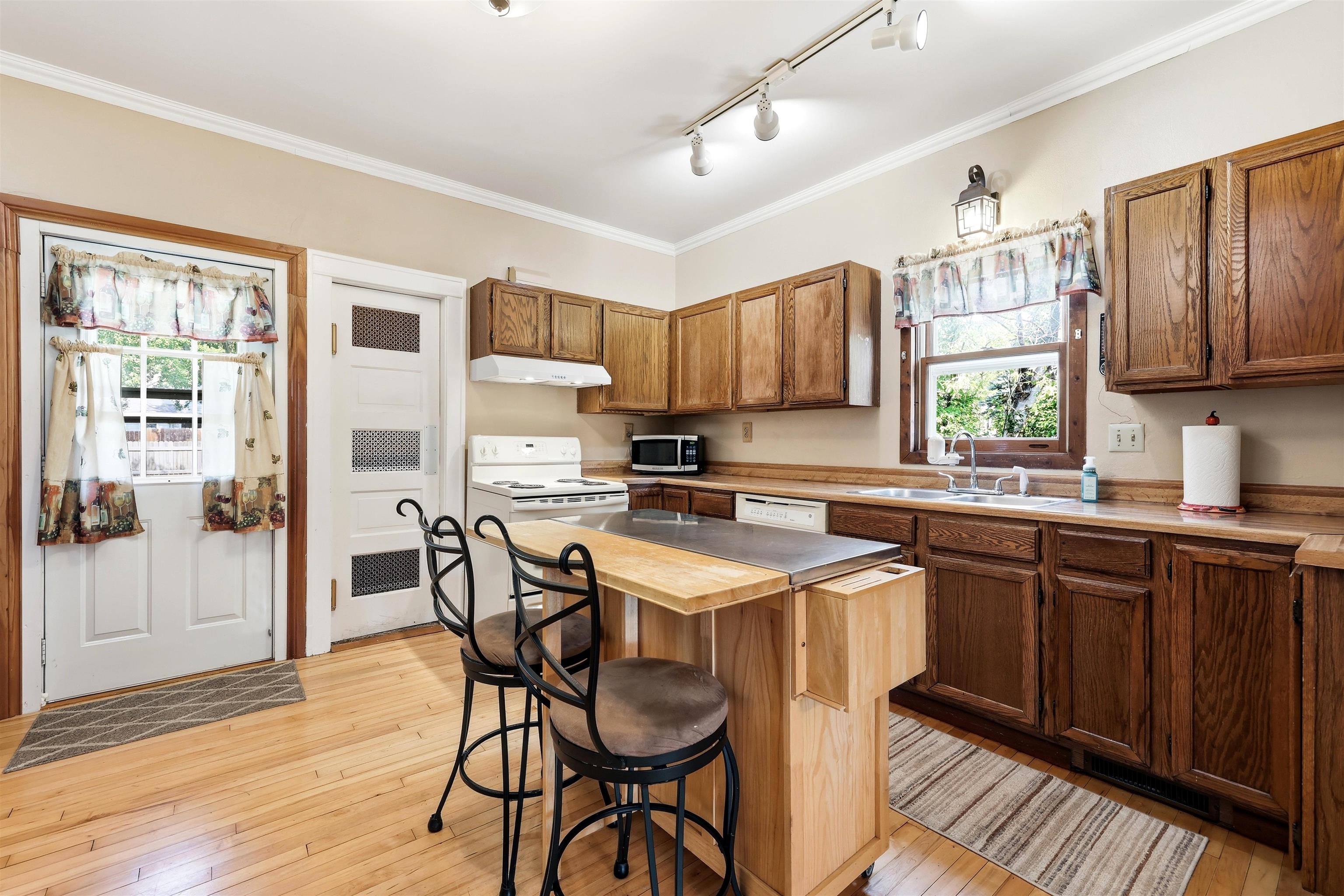 705 4th Street Property Photo 14