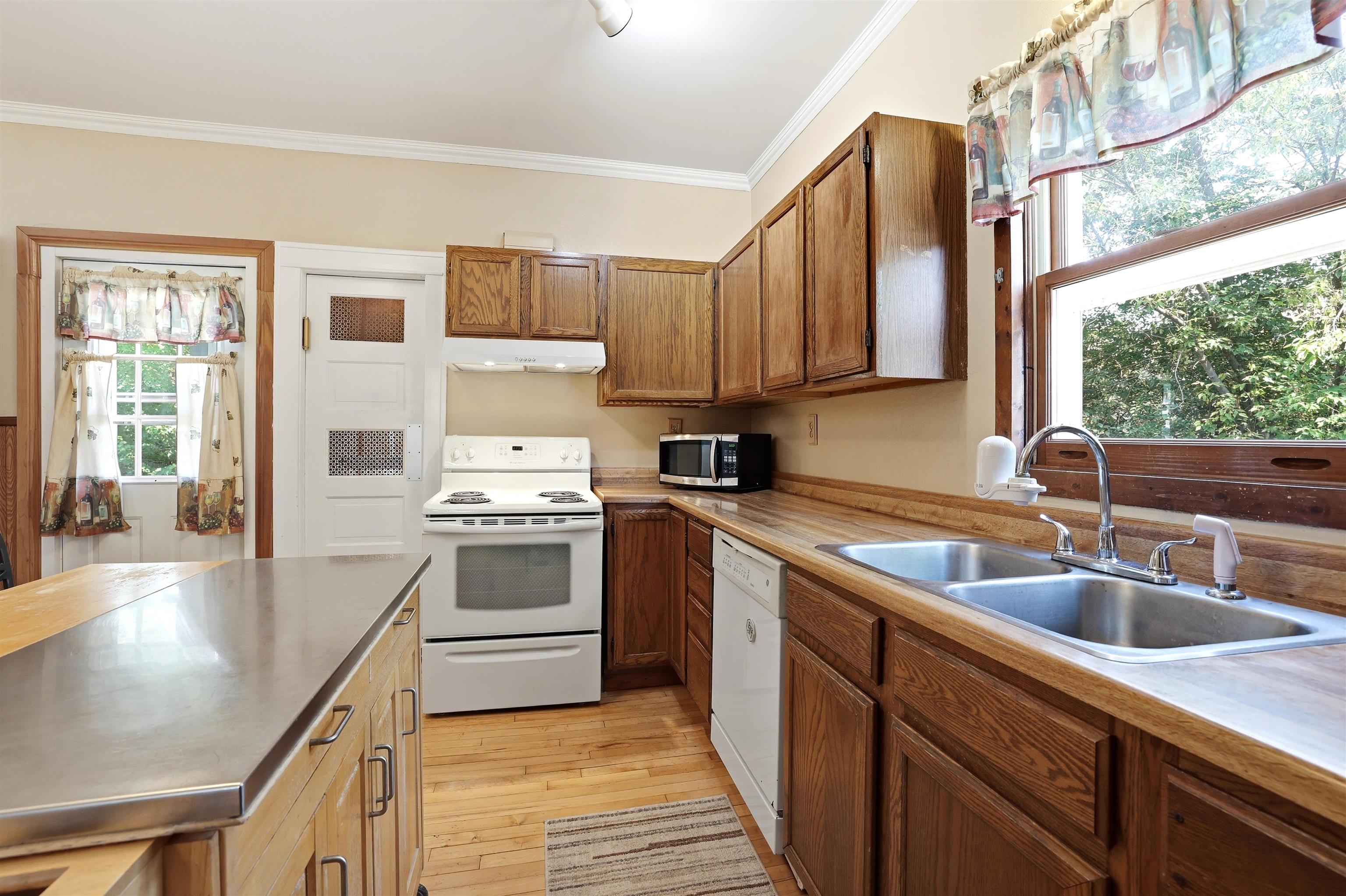 705 4th Street Property Photo 17