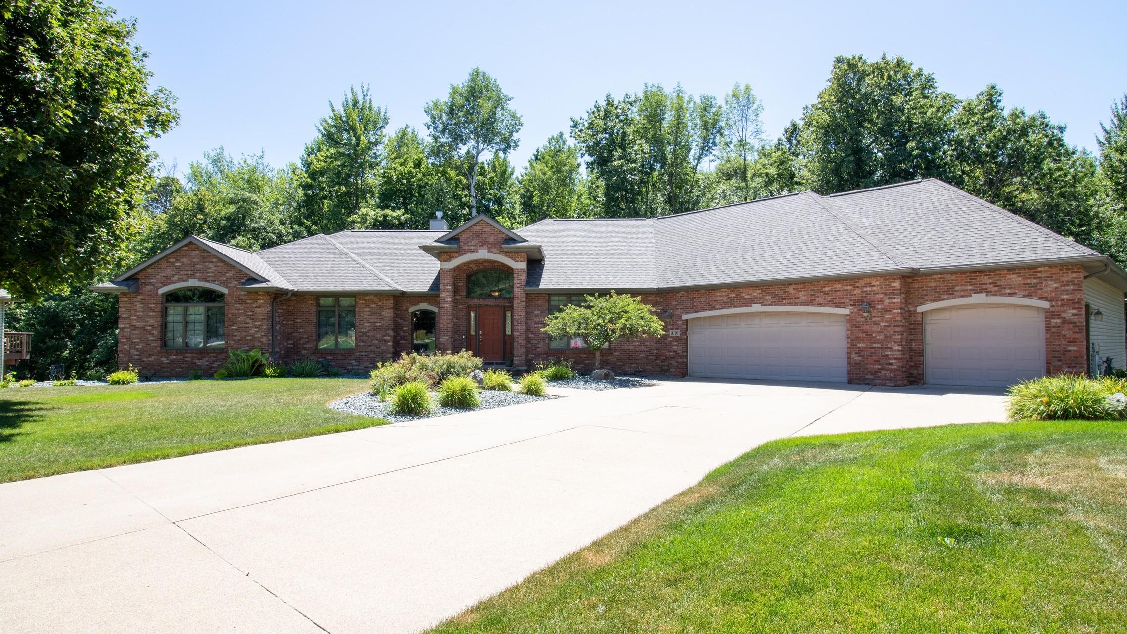 3103 Sandgate Court Property Photo 1