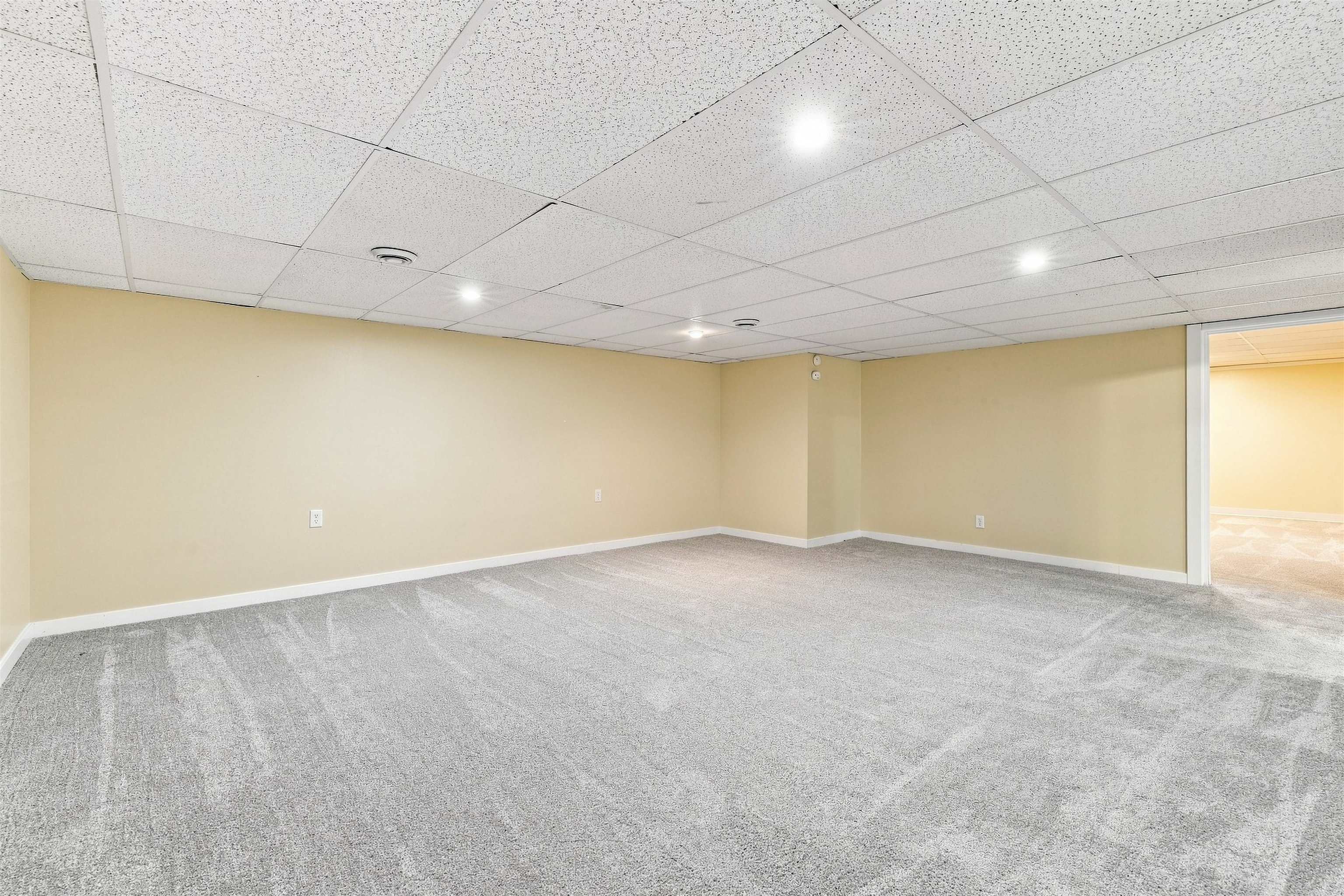 901 Harlyn Avenue Property Photo 33