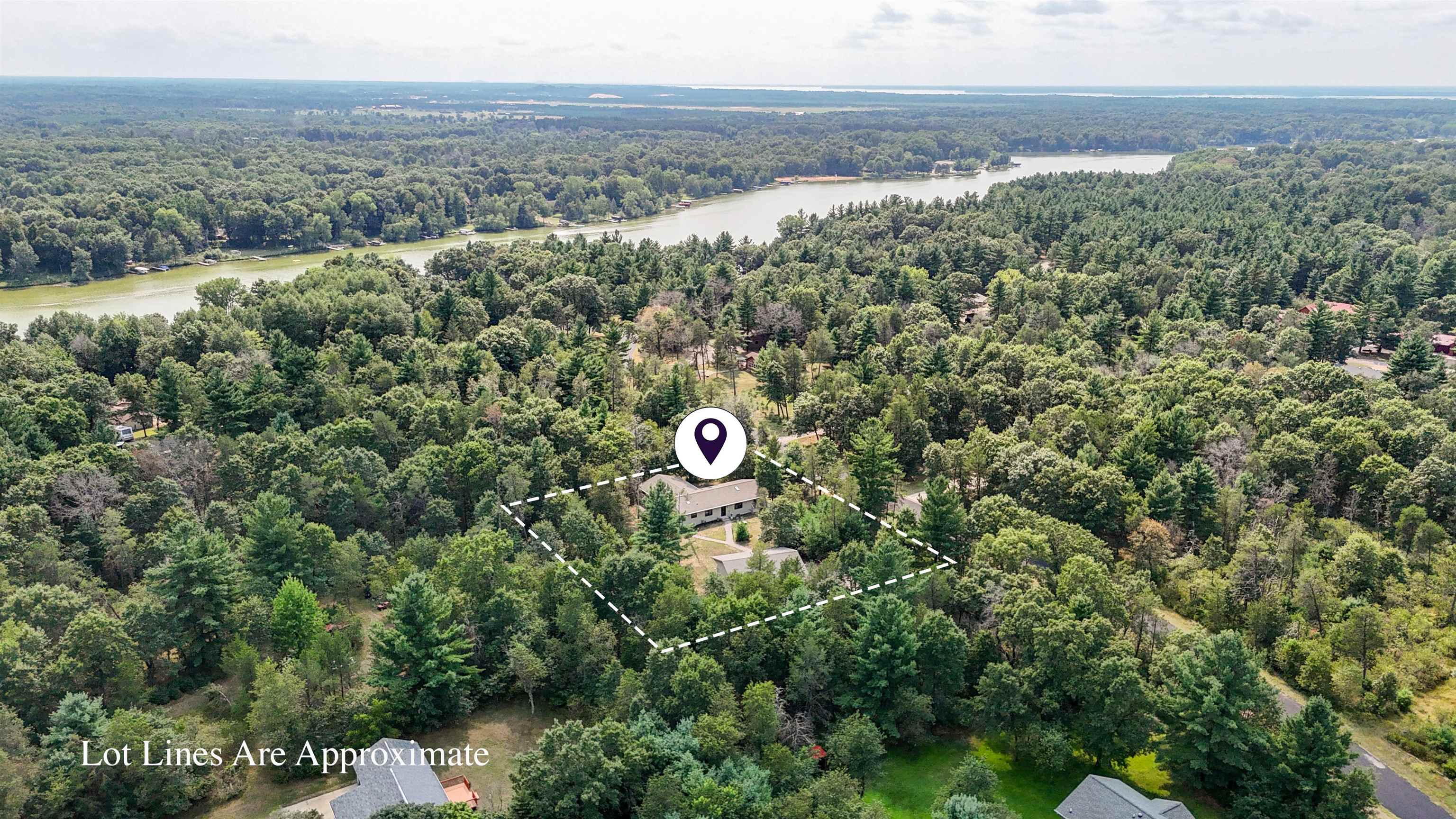 358/360 White Waters Trail Property Photo 7