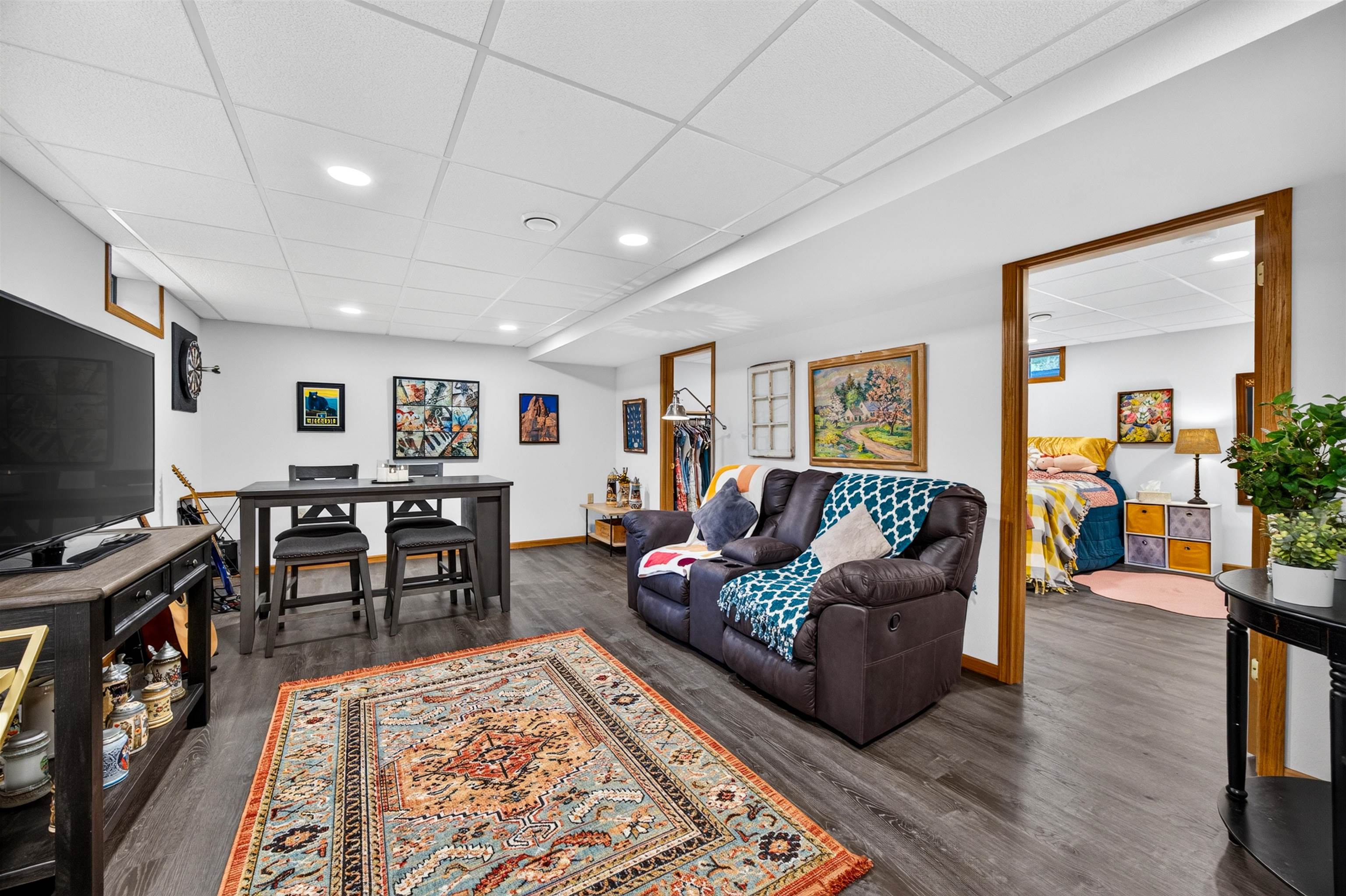 358/360 White Waters Trail Property Photo 28