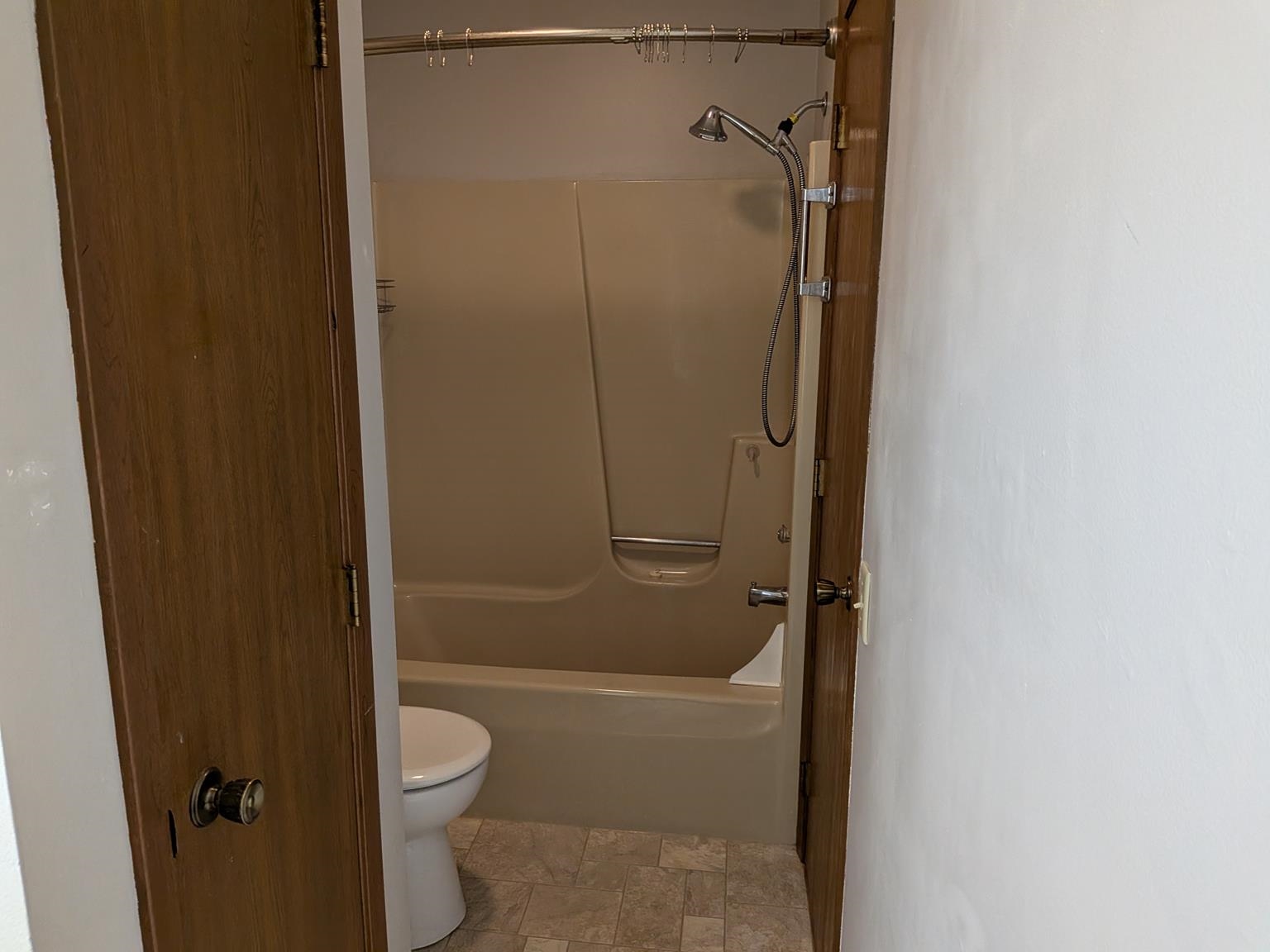 1006 Sawyer Drive Property Photo 16