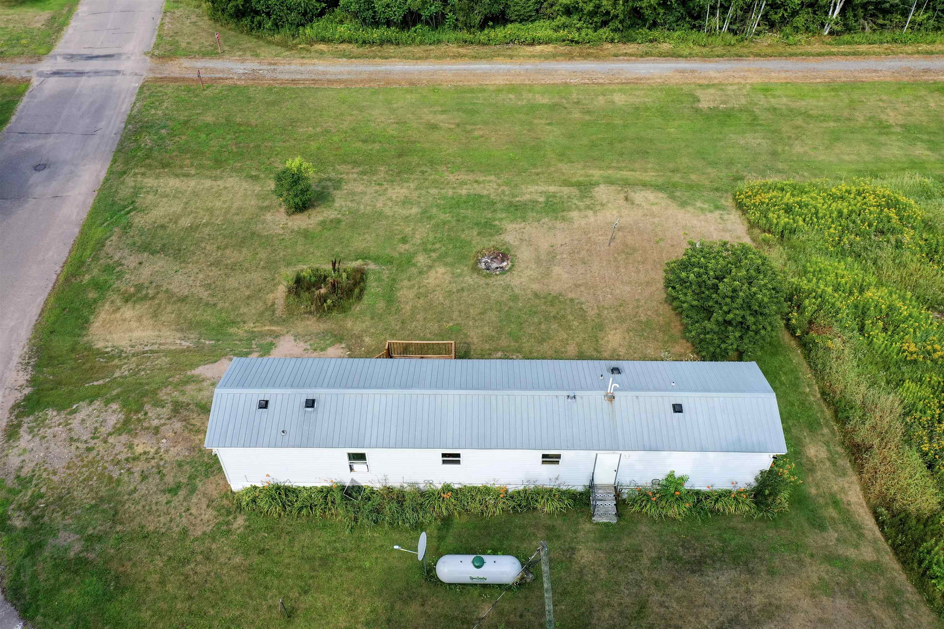 N7113 Front Street Property Photo 9